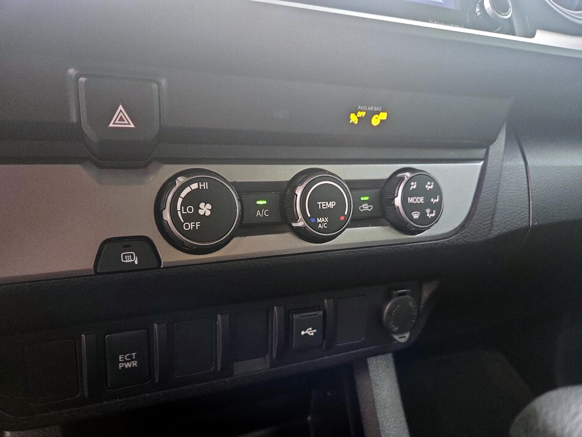 Thumbnail: 2022 Toyota Tacoma - 16