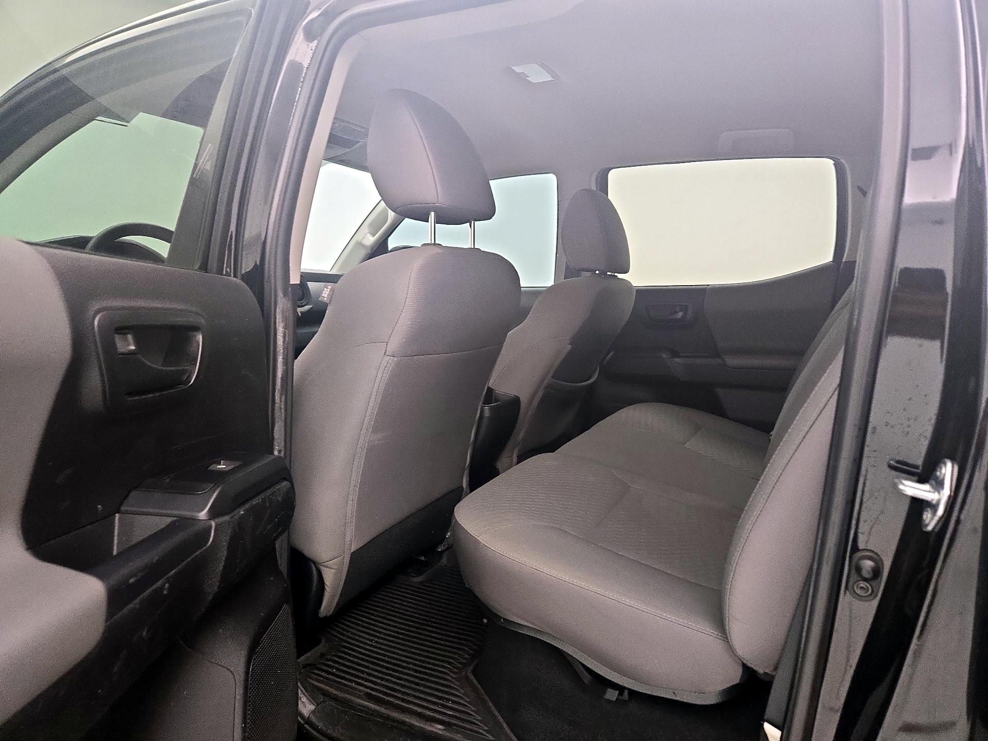 Thumbnail: 2022 Toyota Tacoma - 19