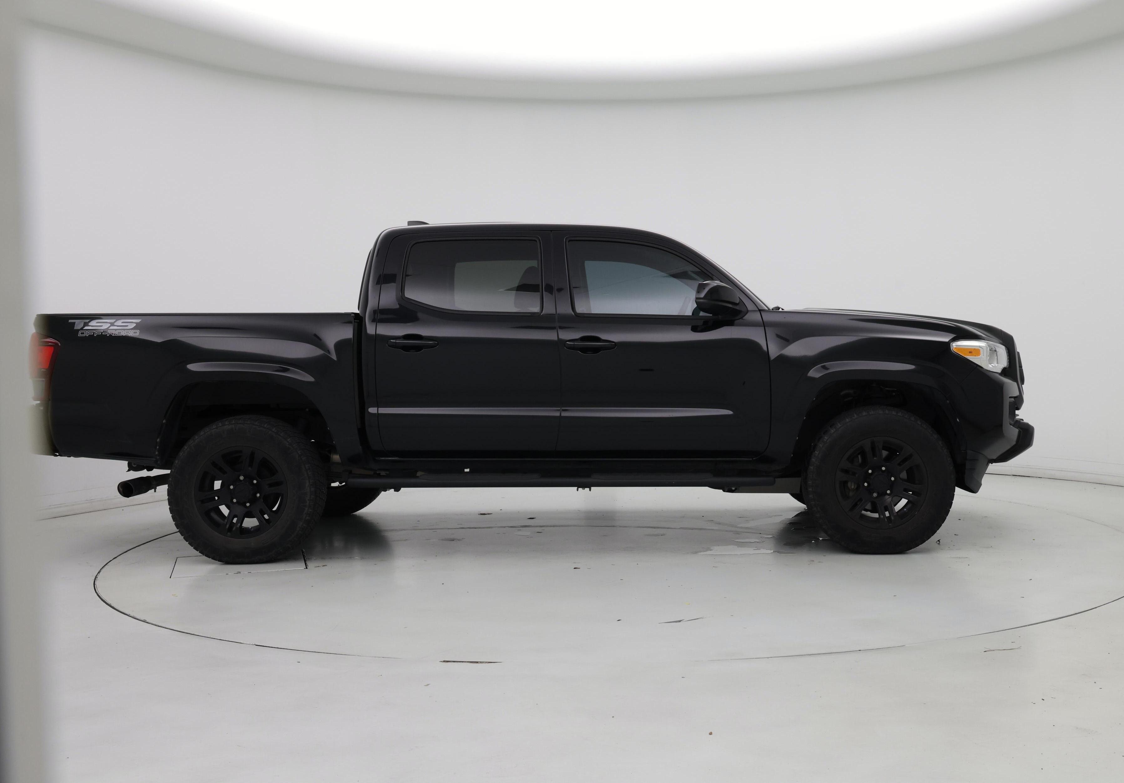 Thumbnail: 2022 Toyota Tacoma - 7