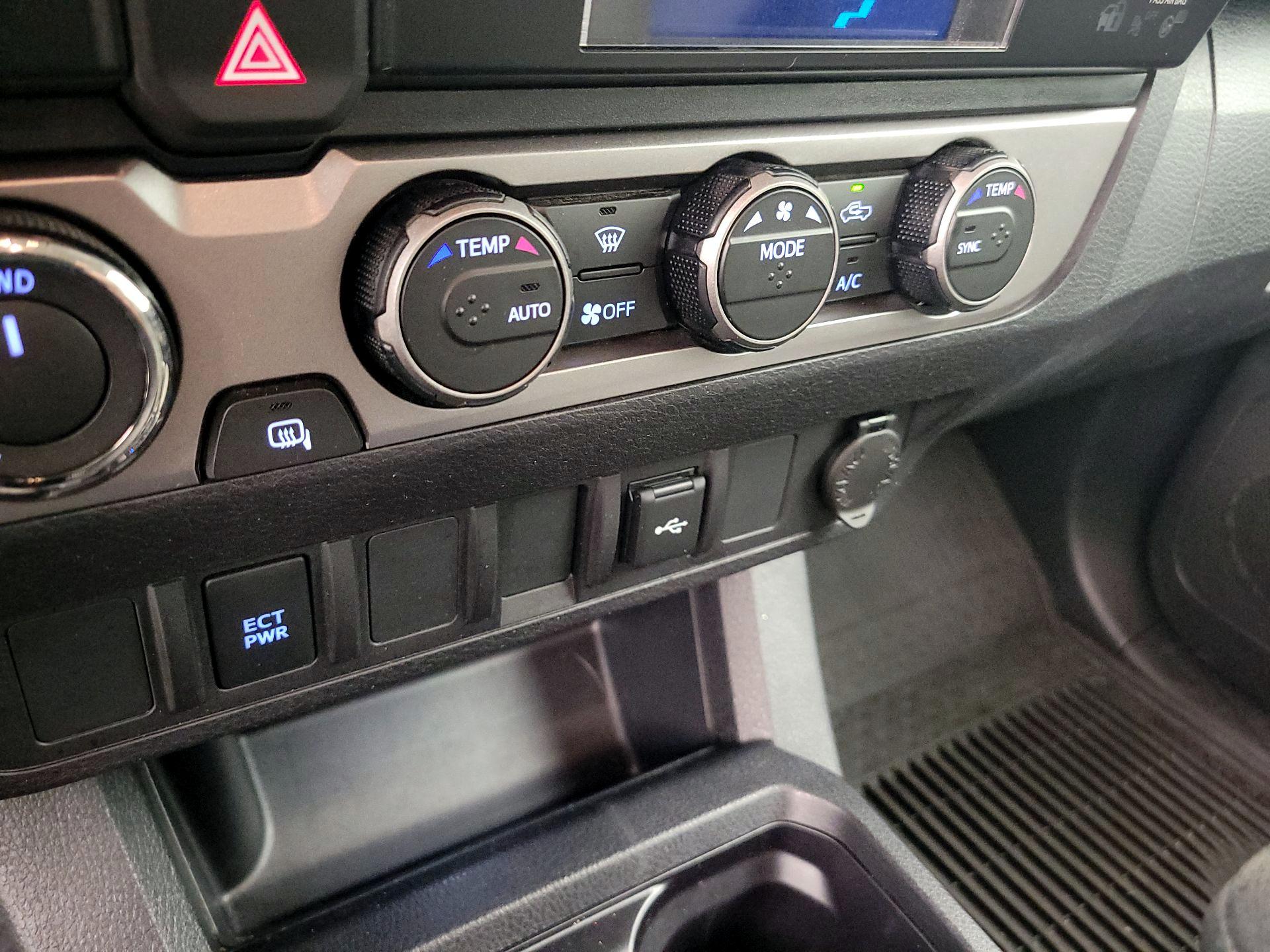 Thumbnail: 2023 Toyota Tacoma - 16