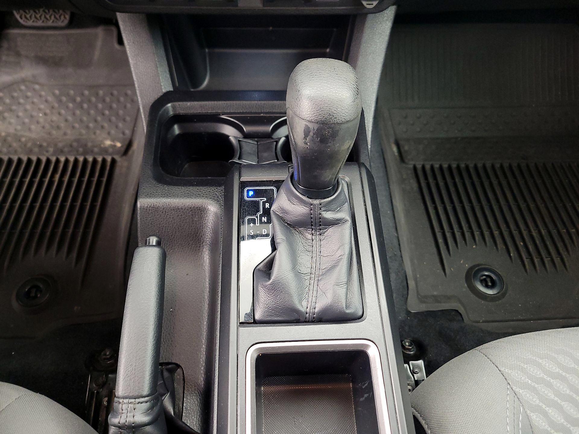 Thumbnail: 2023 Toyota Tacoma - 17