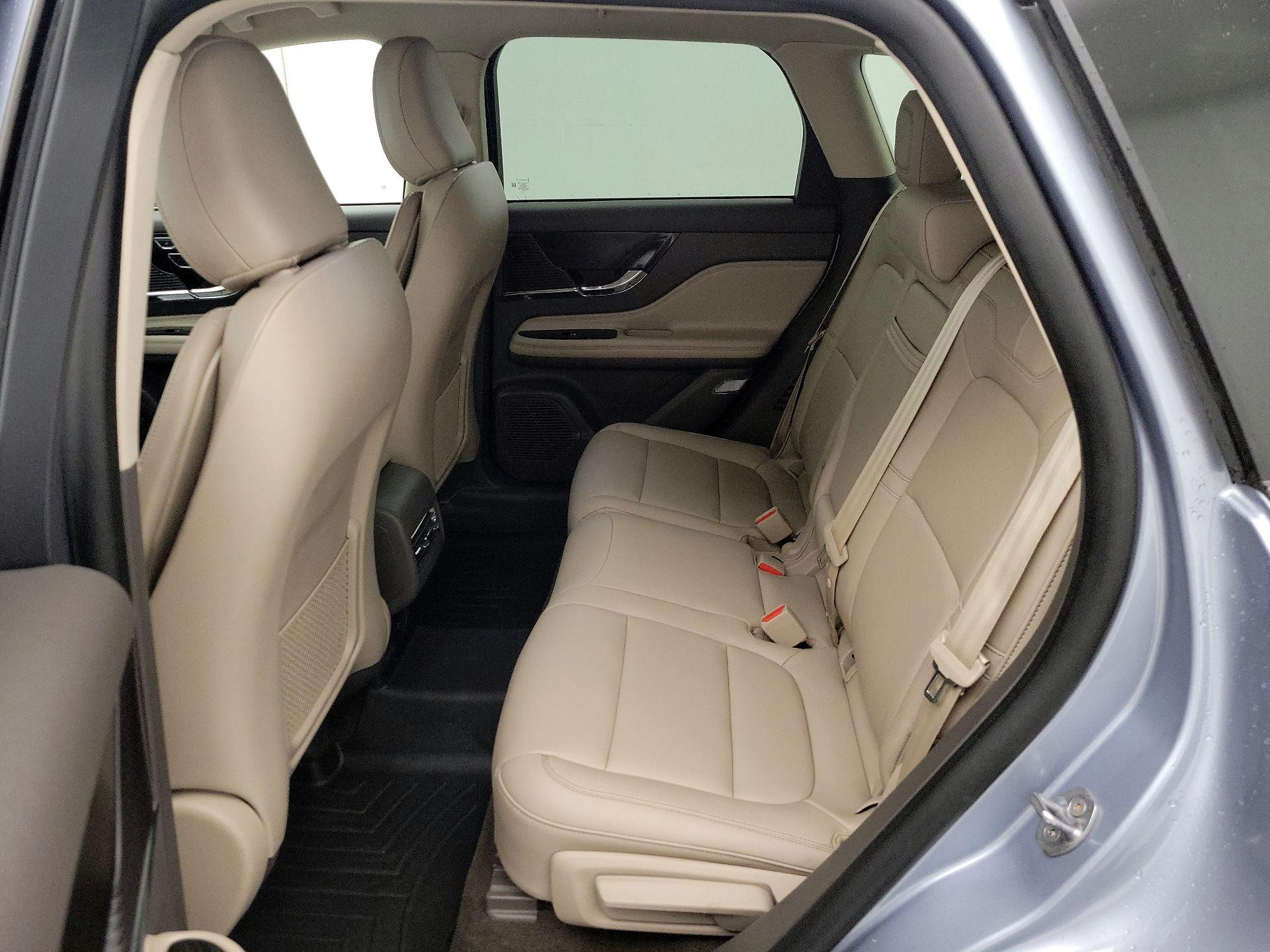 Thumbnail: 2022 Lincoln Corsair - 19