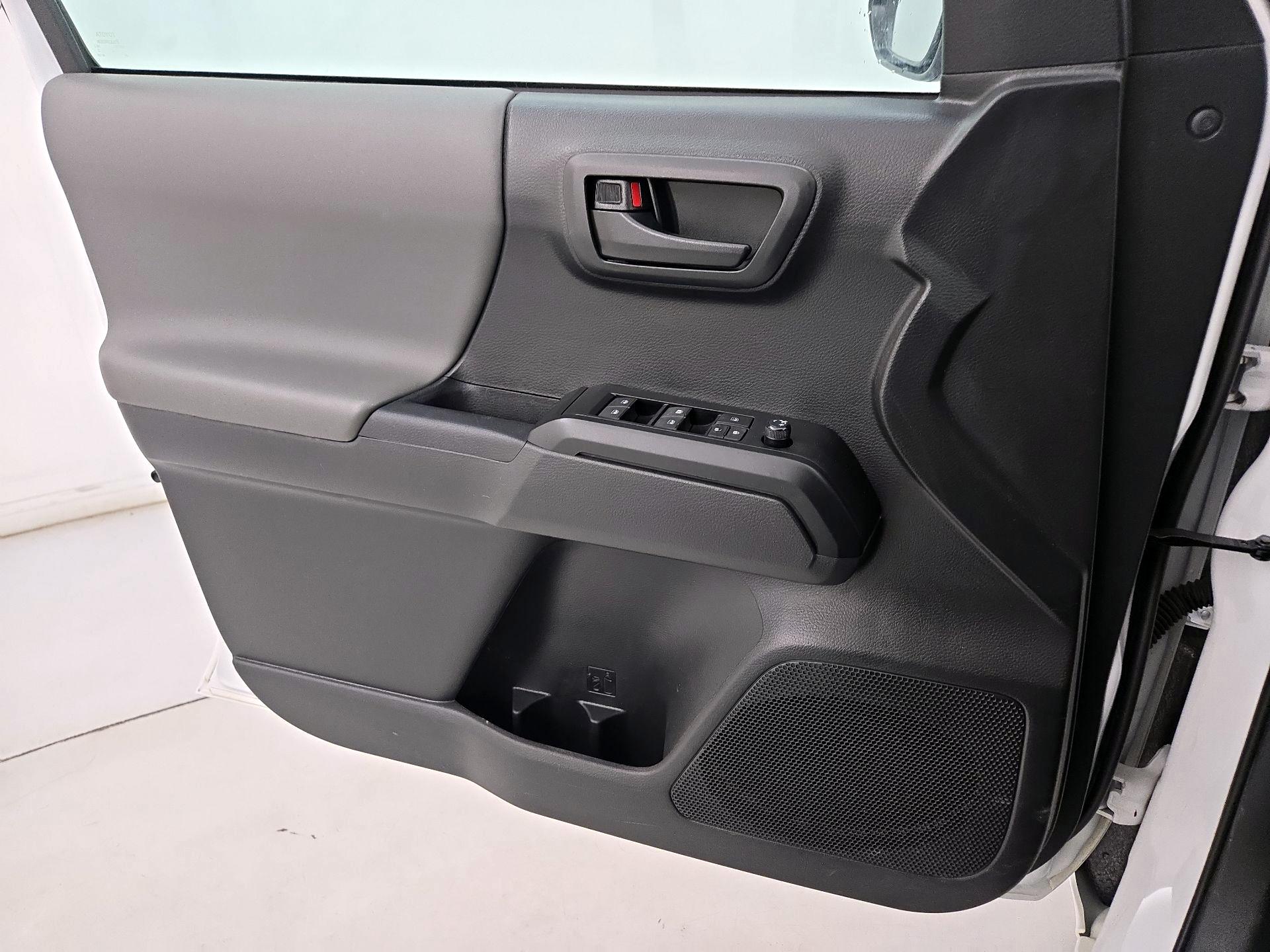 Thumbnail: 2023 Toyota Tacoma - 12