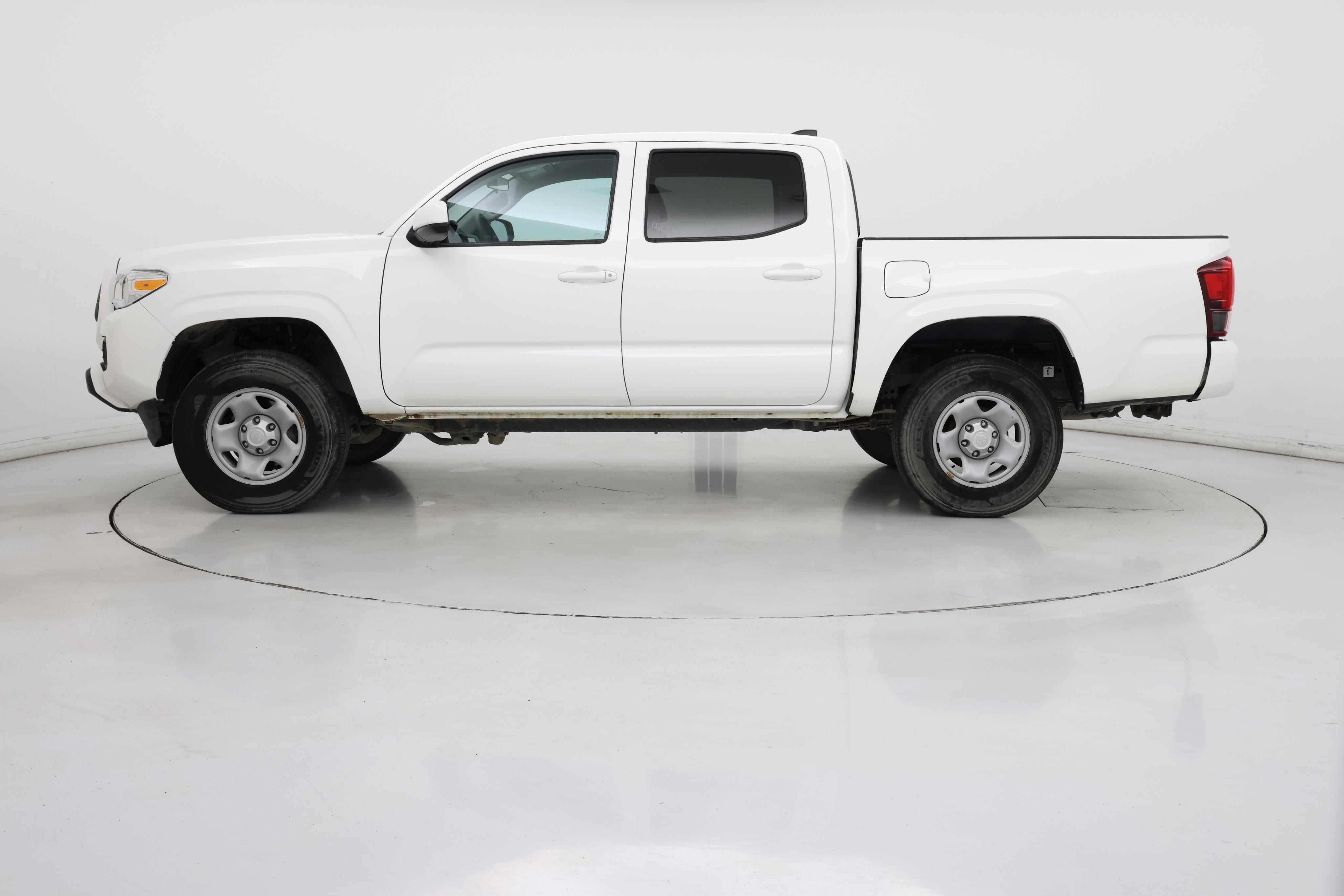 Thumbnail: 2023 Toyota Tacoma - 3