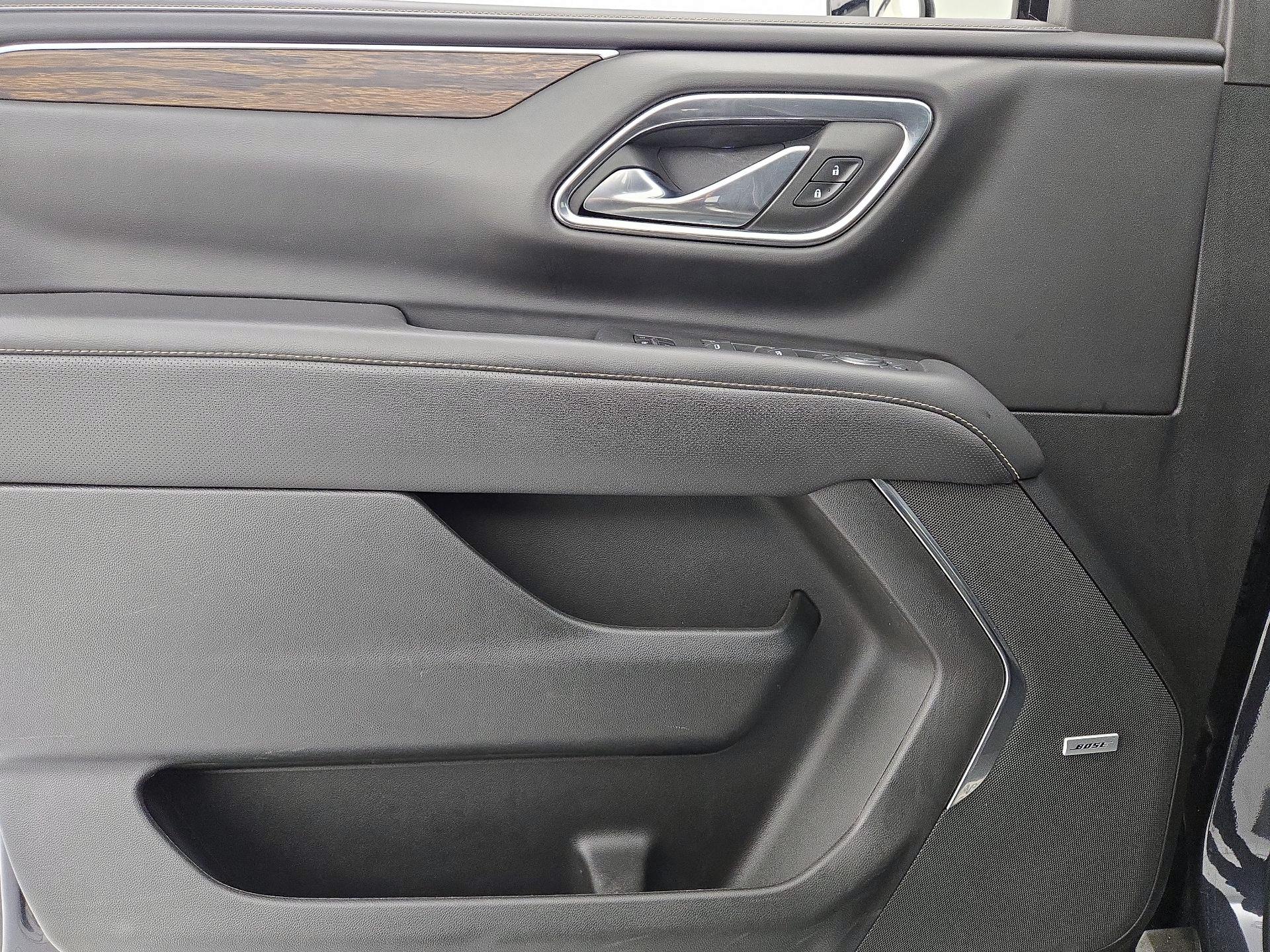 Thumbnail: 2023 Chevrolet Suburban - 12