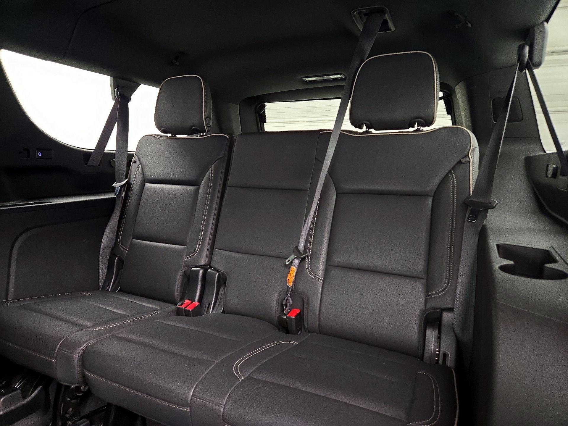 Thumbnail: 2023 Chevrolet Suburban - 20