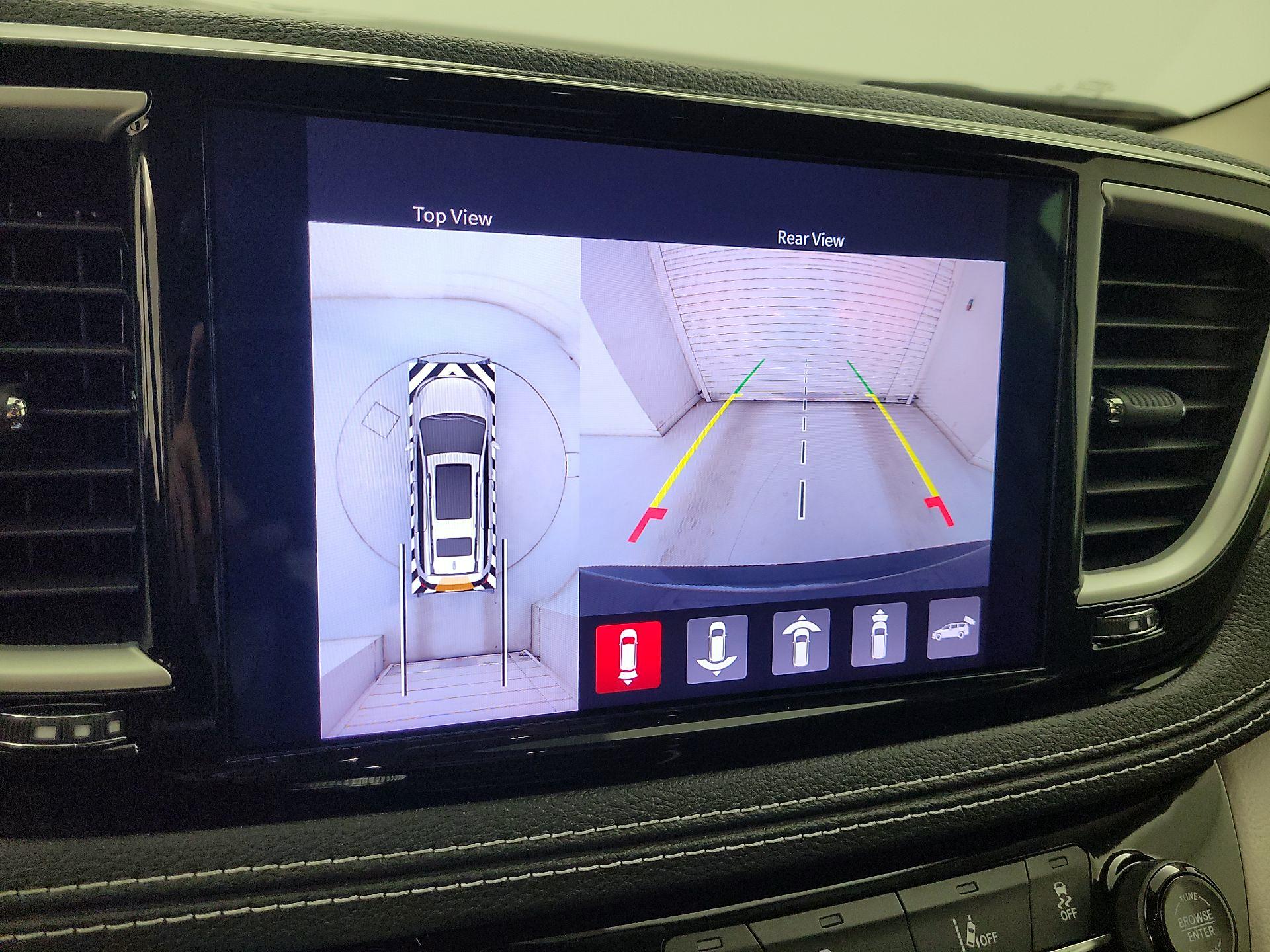 Thumbnail: 2023 Chrysler Pacifica - 14