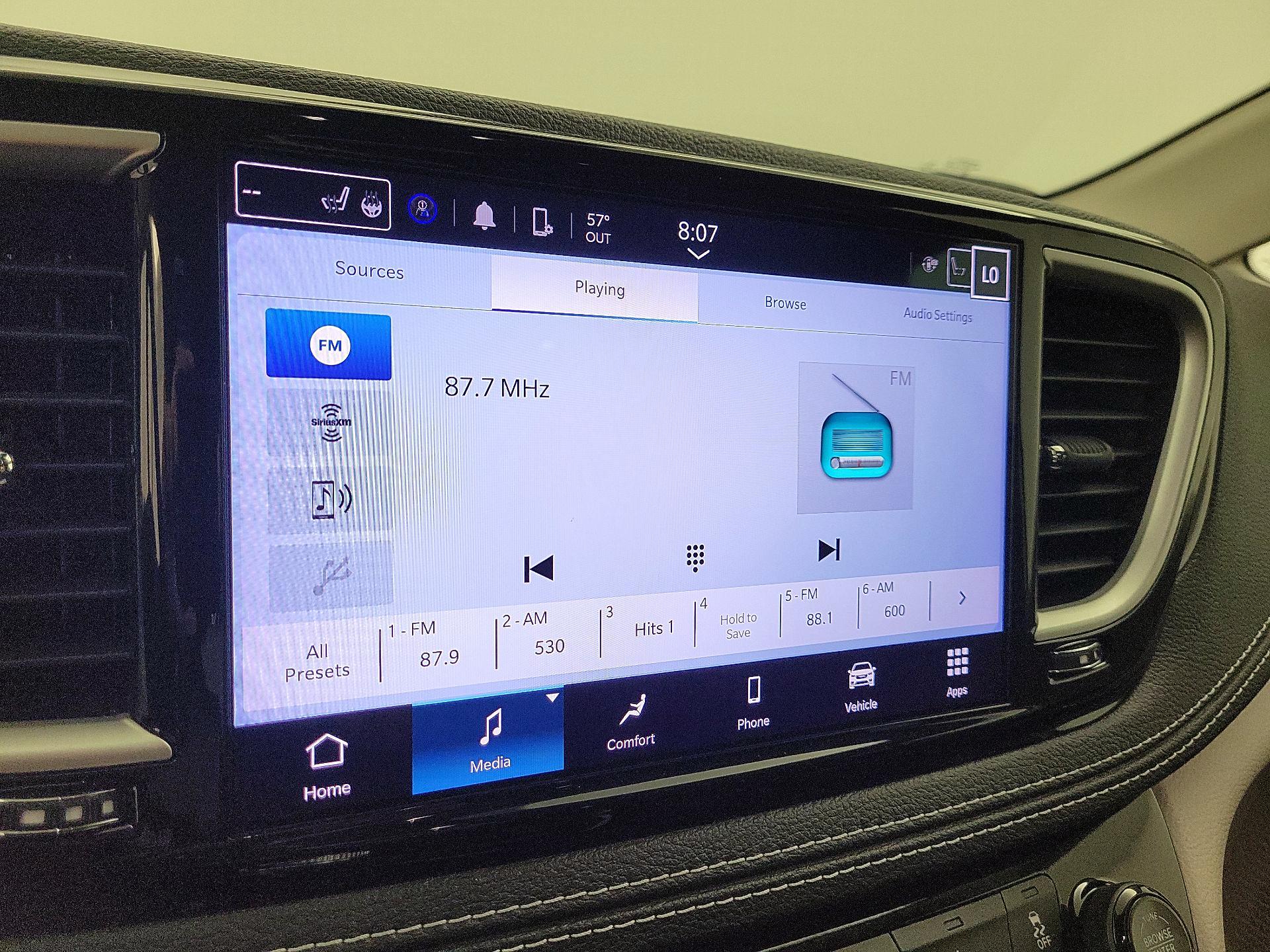 Thumbnail: 2023 Chrysler Pacifica - 15