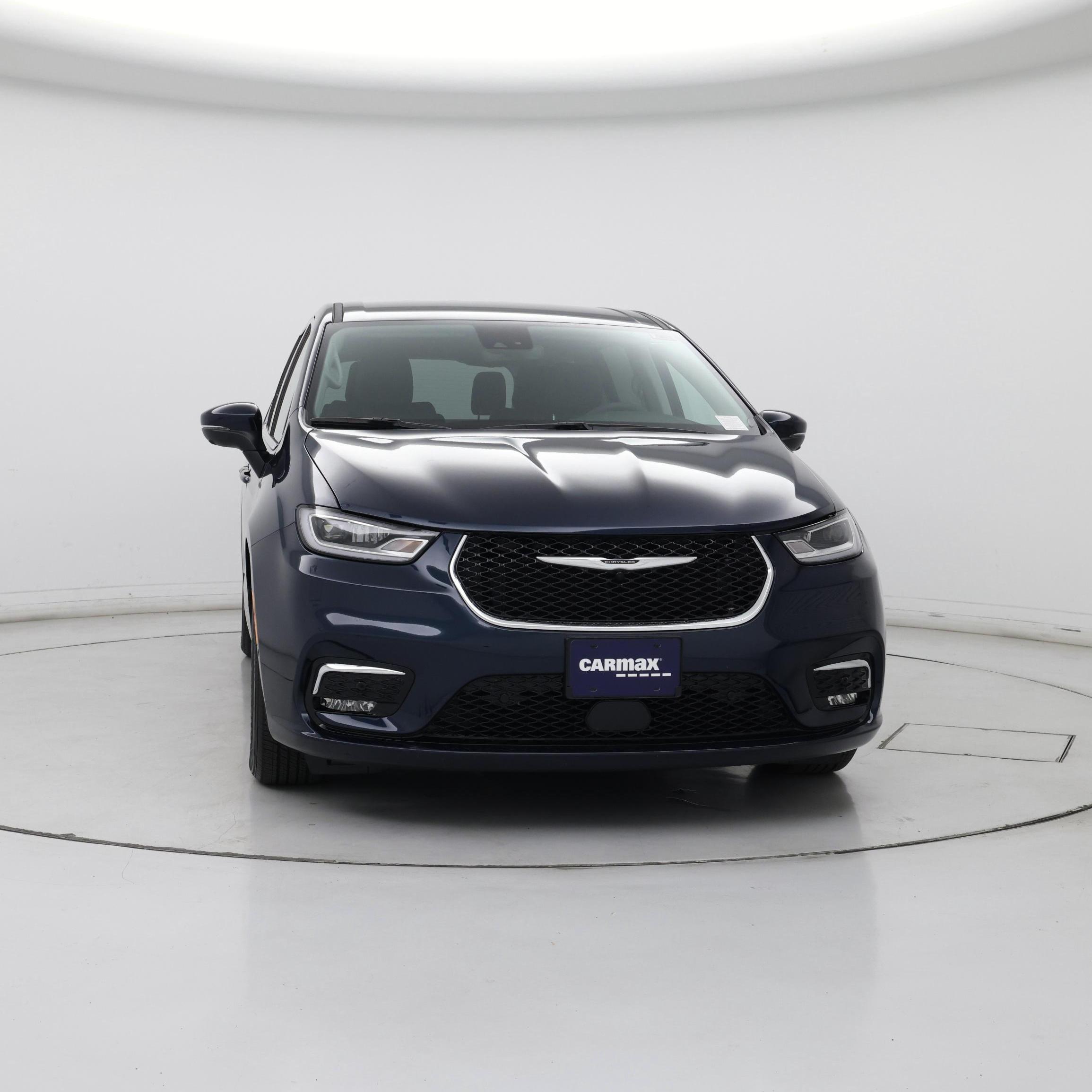 Thumbnail: 2023 Chrysler Pacifica - 5