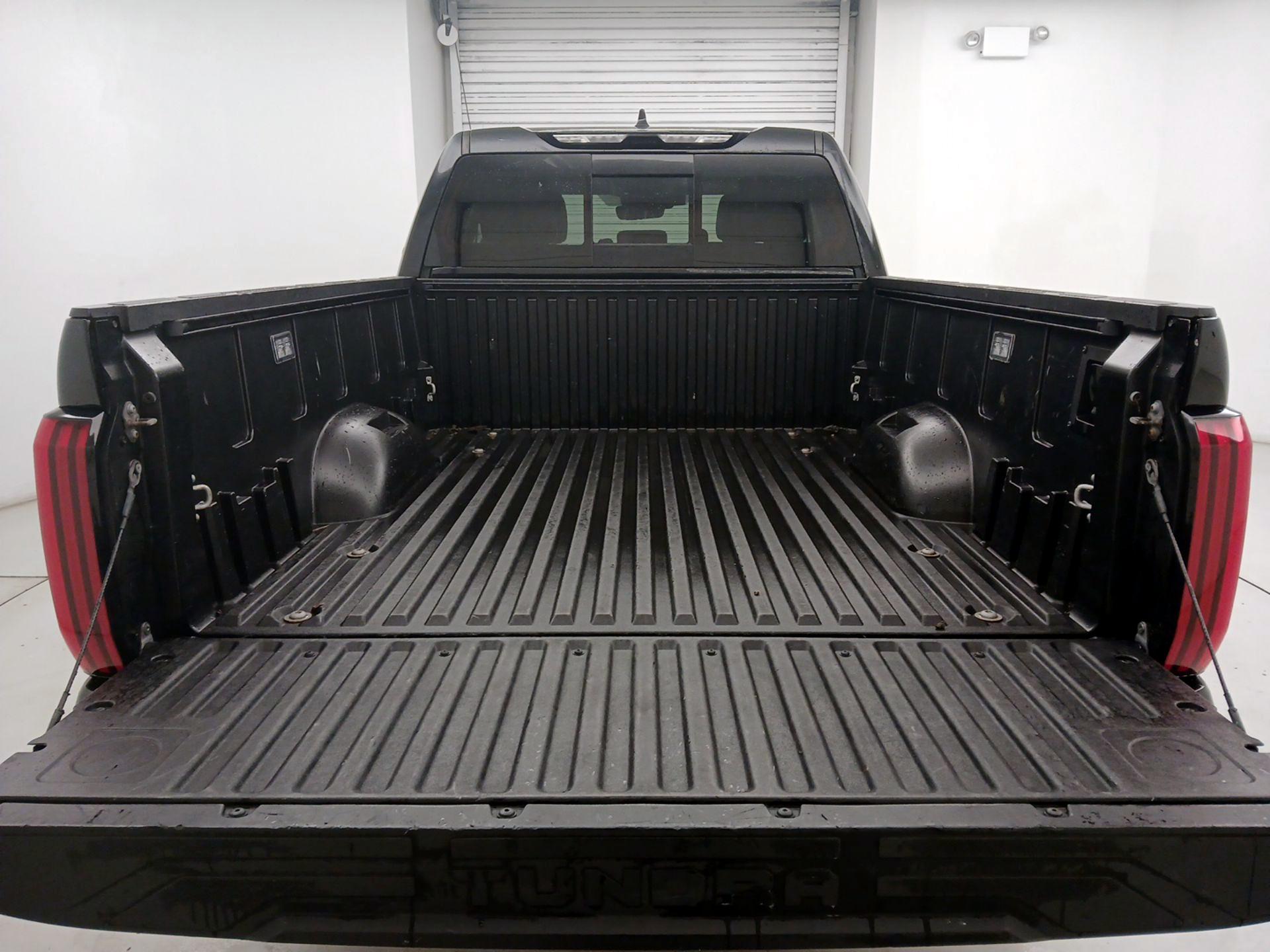 Thumbnail: 2022 Toyota Tundra - 20