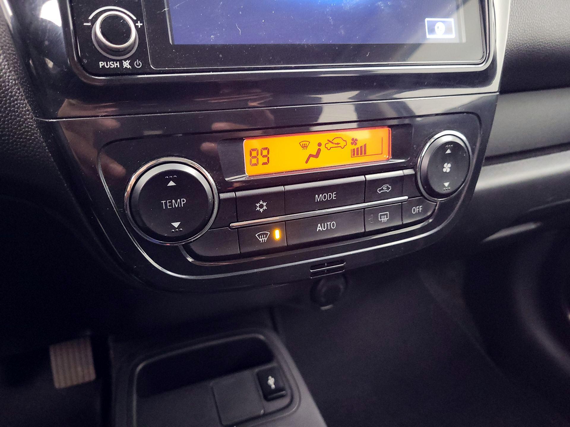 Thumbnail: 2022 Mitsubishi Mirage G4 - 16