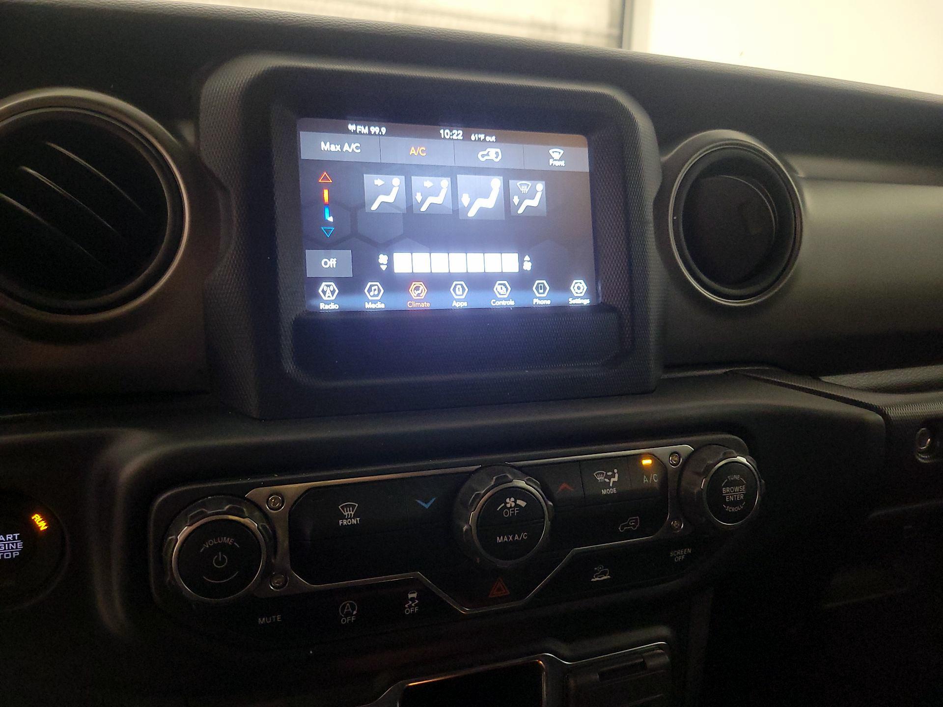 Thumbnail: 2022 Jeep Wrangler - 16