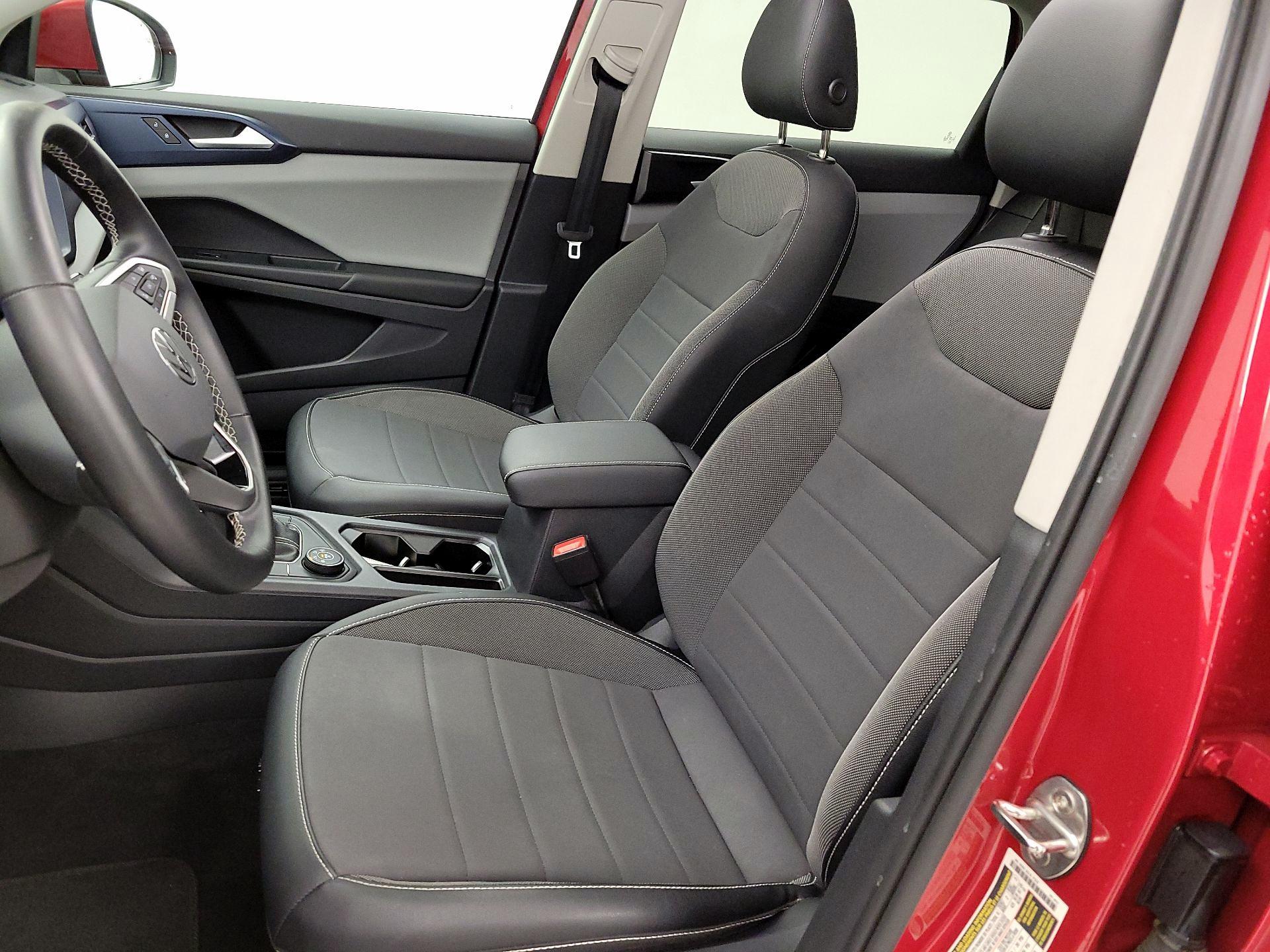 Thumbnail: 2022 Volkswagen Taos - 11