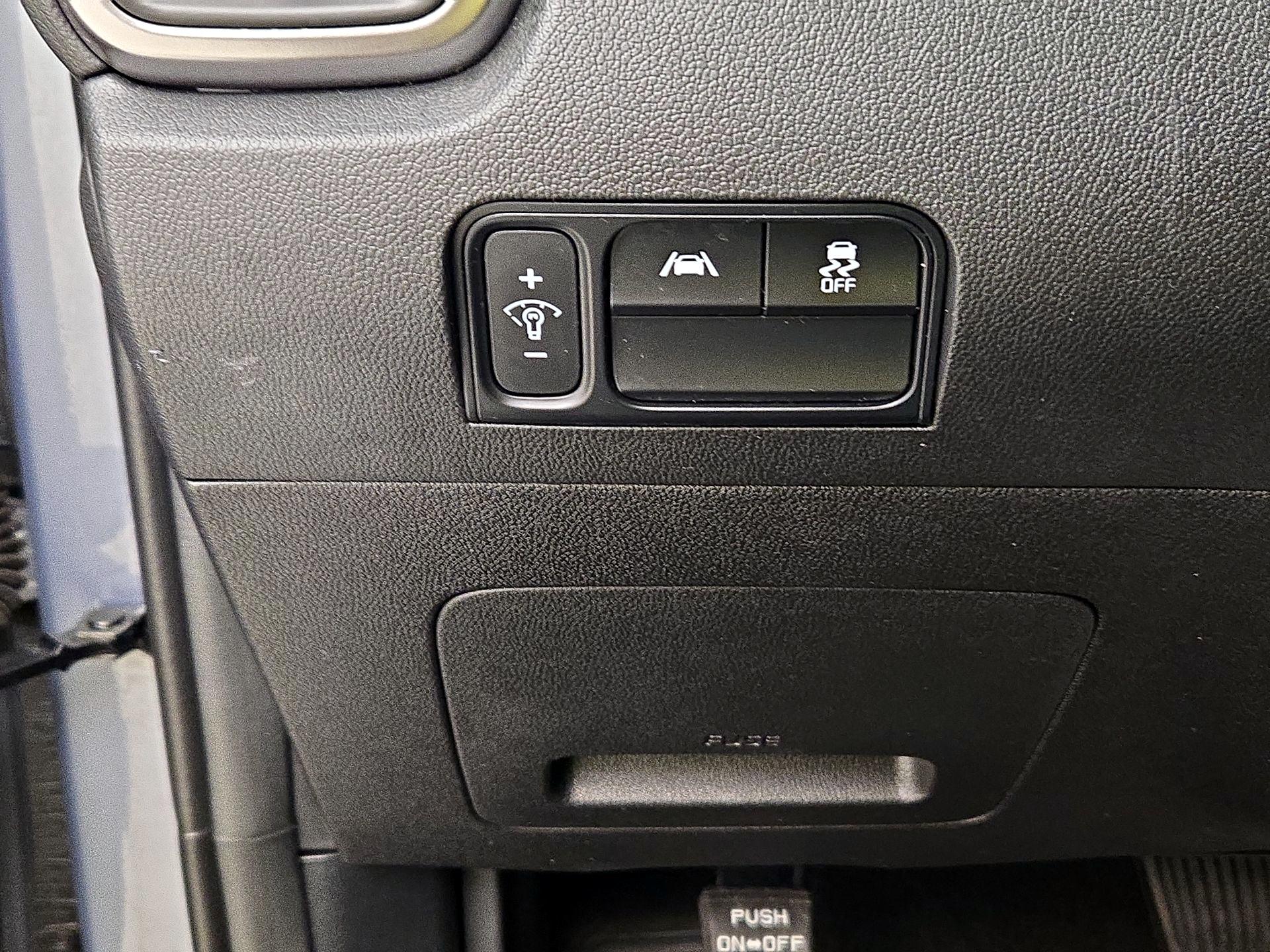 Thumbnail: 2022 Kia Sorento - 13