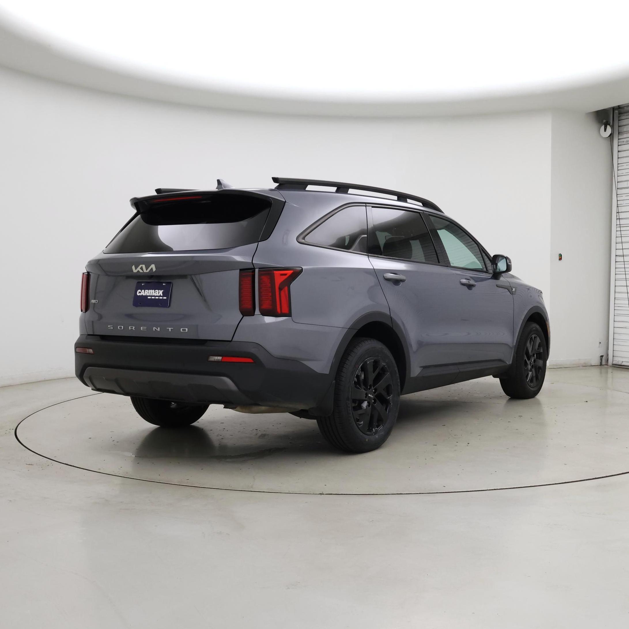 Thumbnail: 2022 Kia Sorento - 8