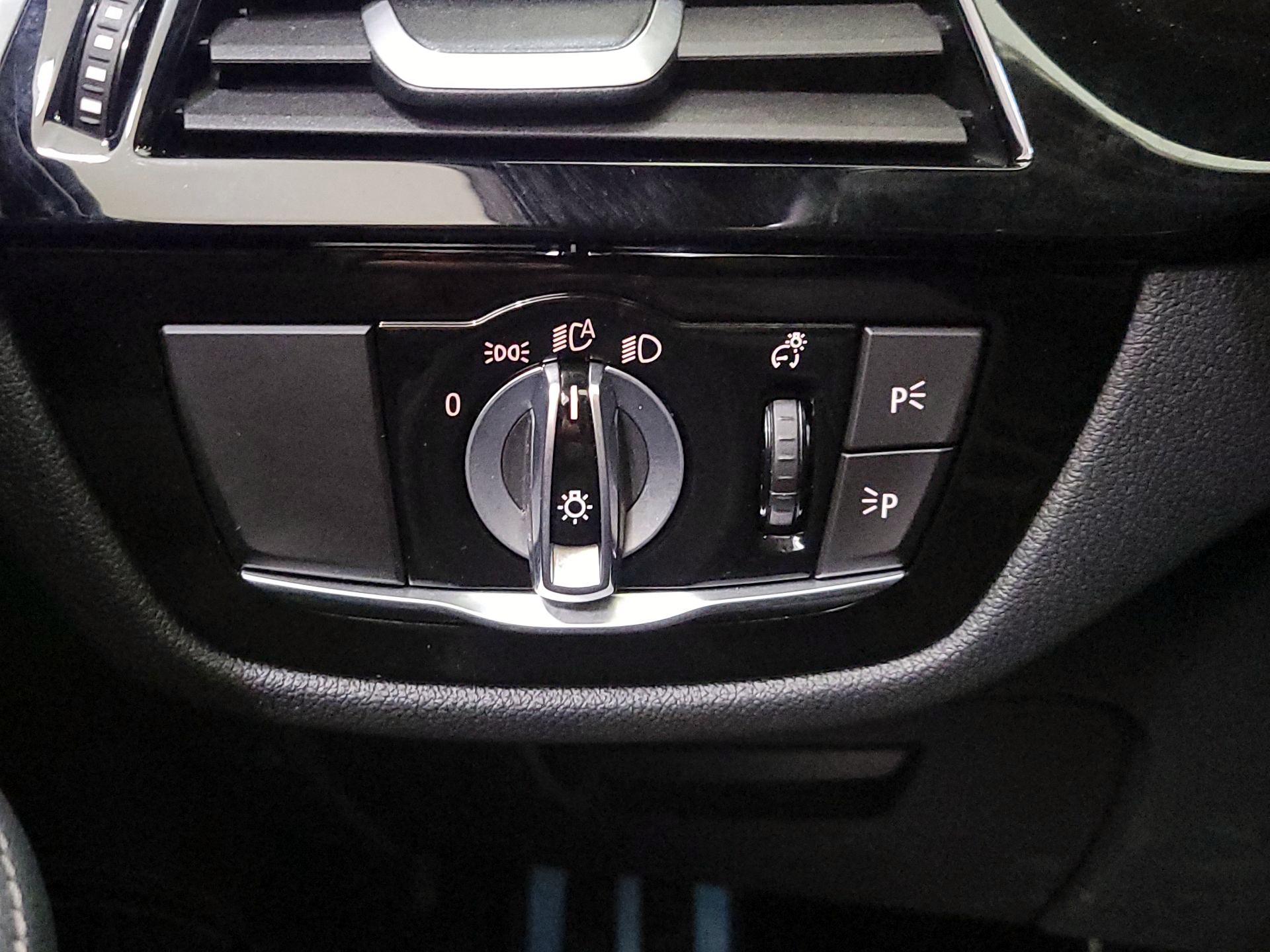 Thumbnail: 2023 BMW 5 Series - 13