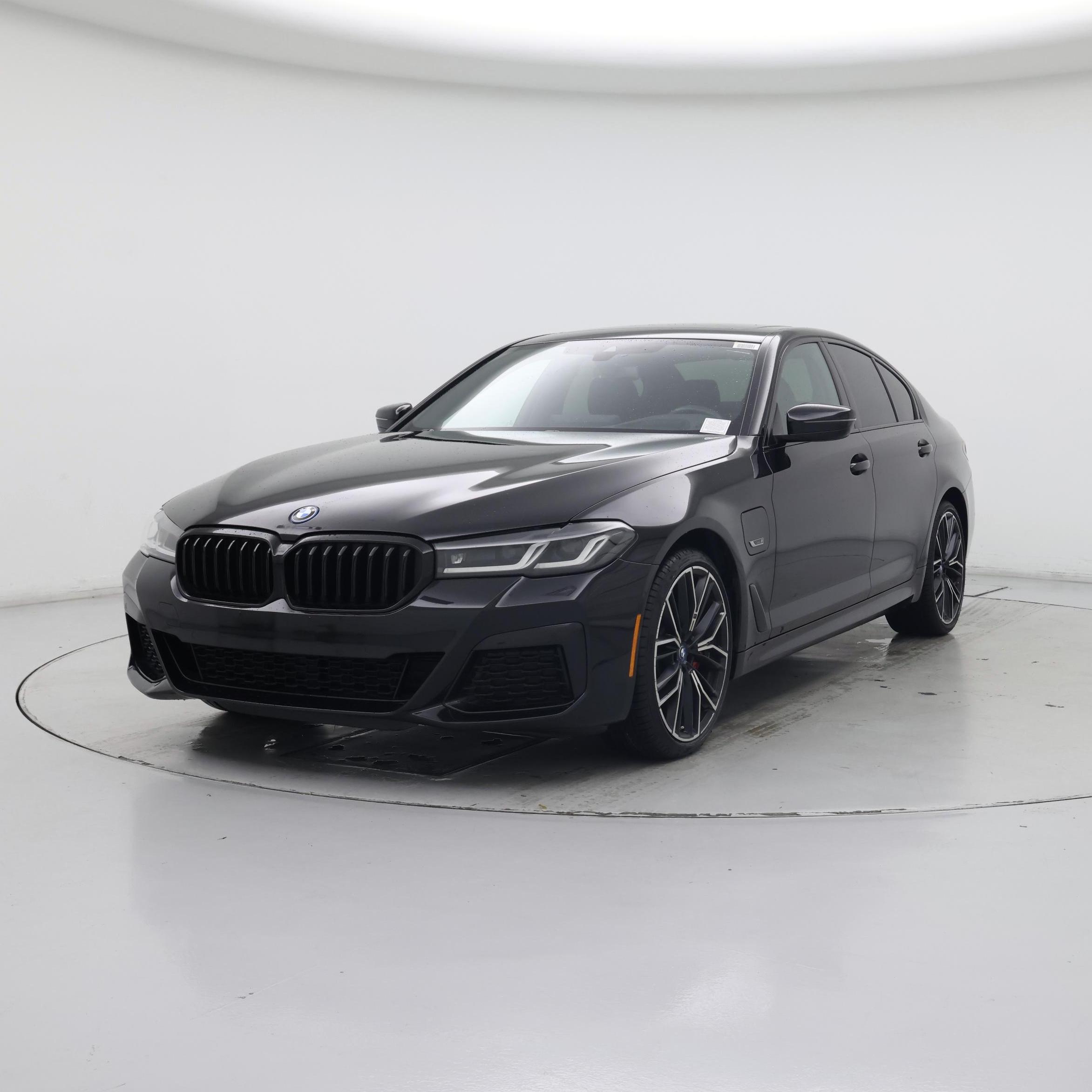 Thumbnail: 2023 BMW 5 Series - 4