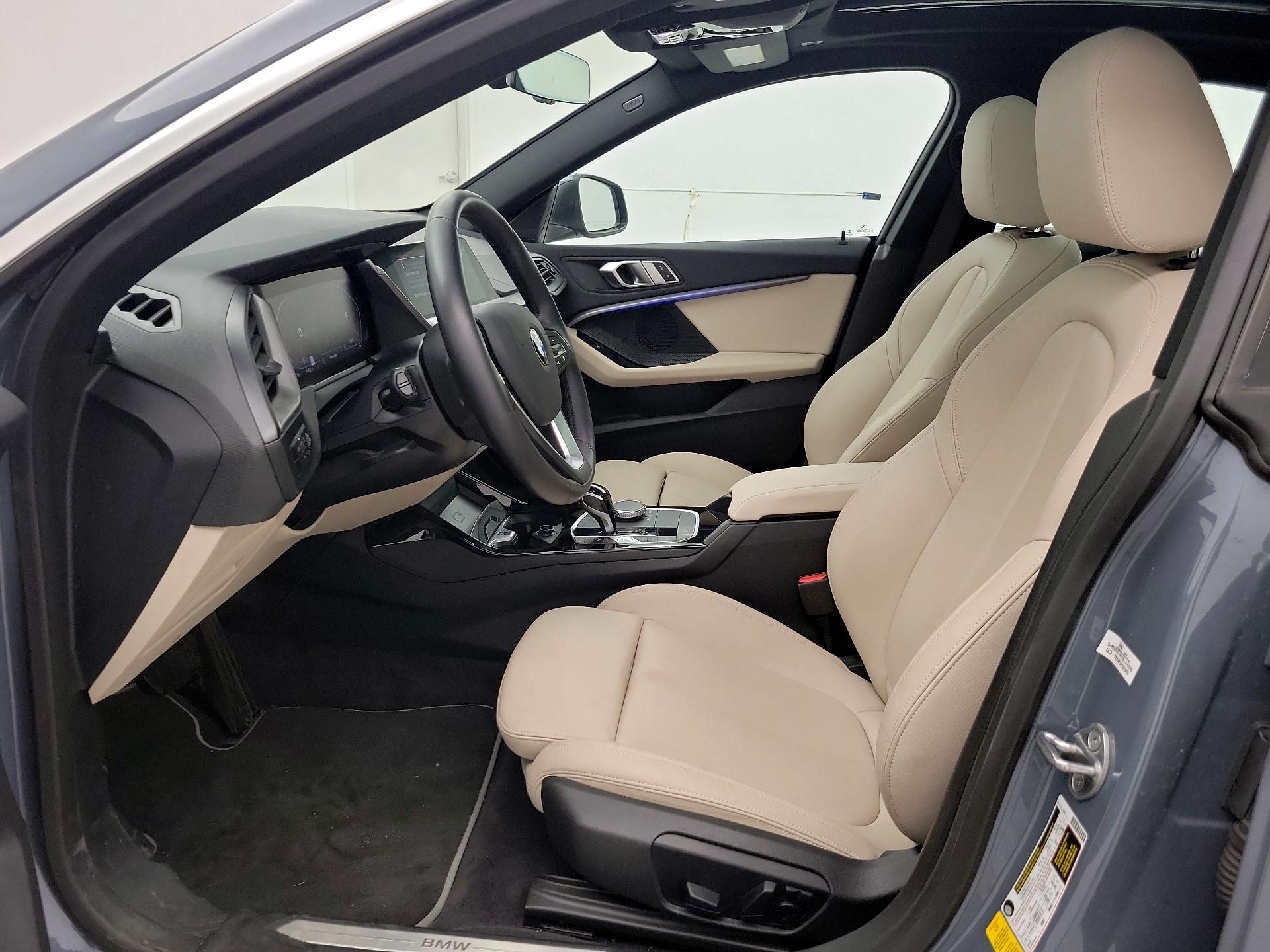 Thumbnail: 2022 BMW 2 Series - 11