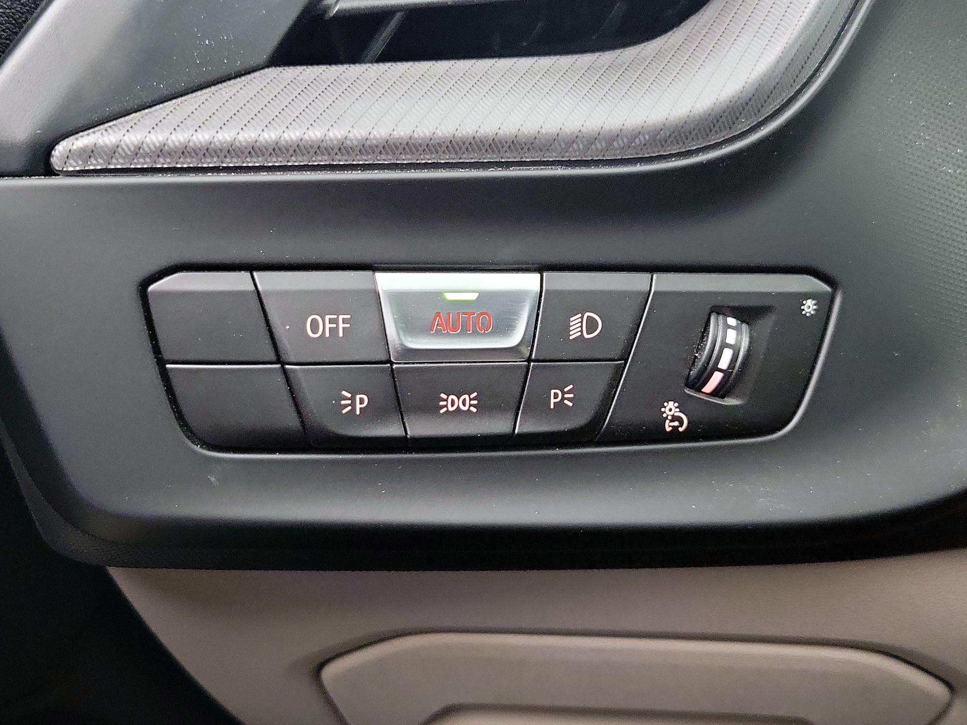 Thumbnail: 2022 BMW 2 Series - 13