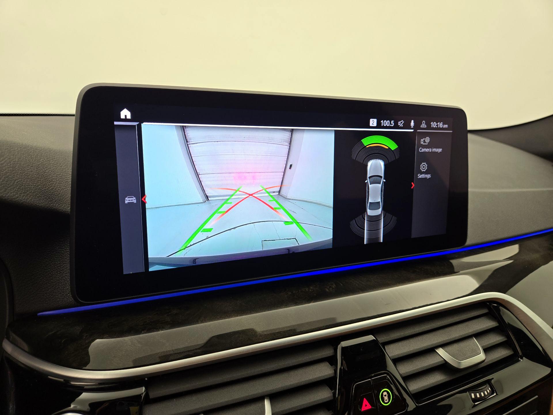 Thumbnail: 2023 BMW 5 Series - 14