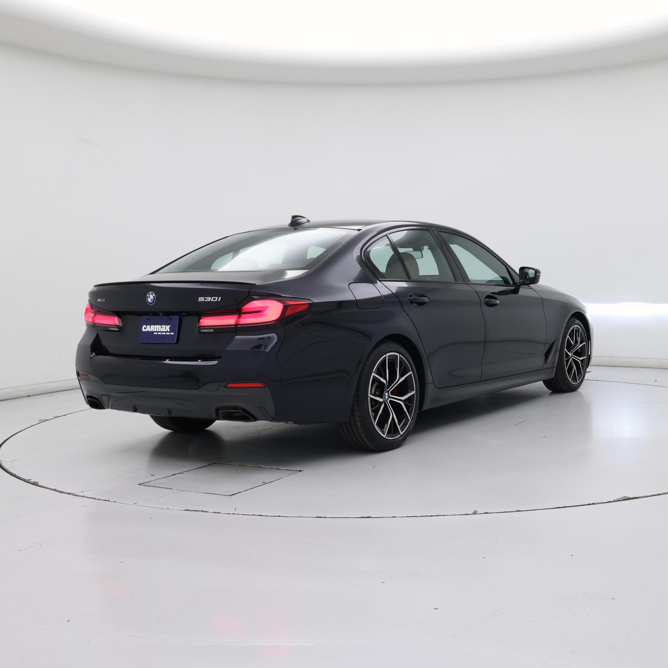 Thumbnail: 2023 BMW 5 Series - 8