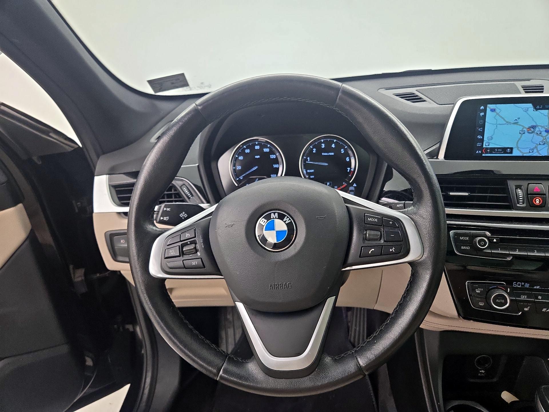 Thumbnail: 2019 BMW X1 - 10
