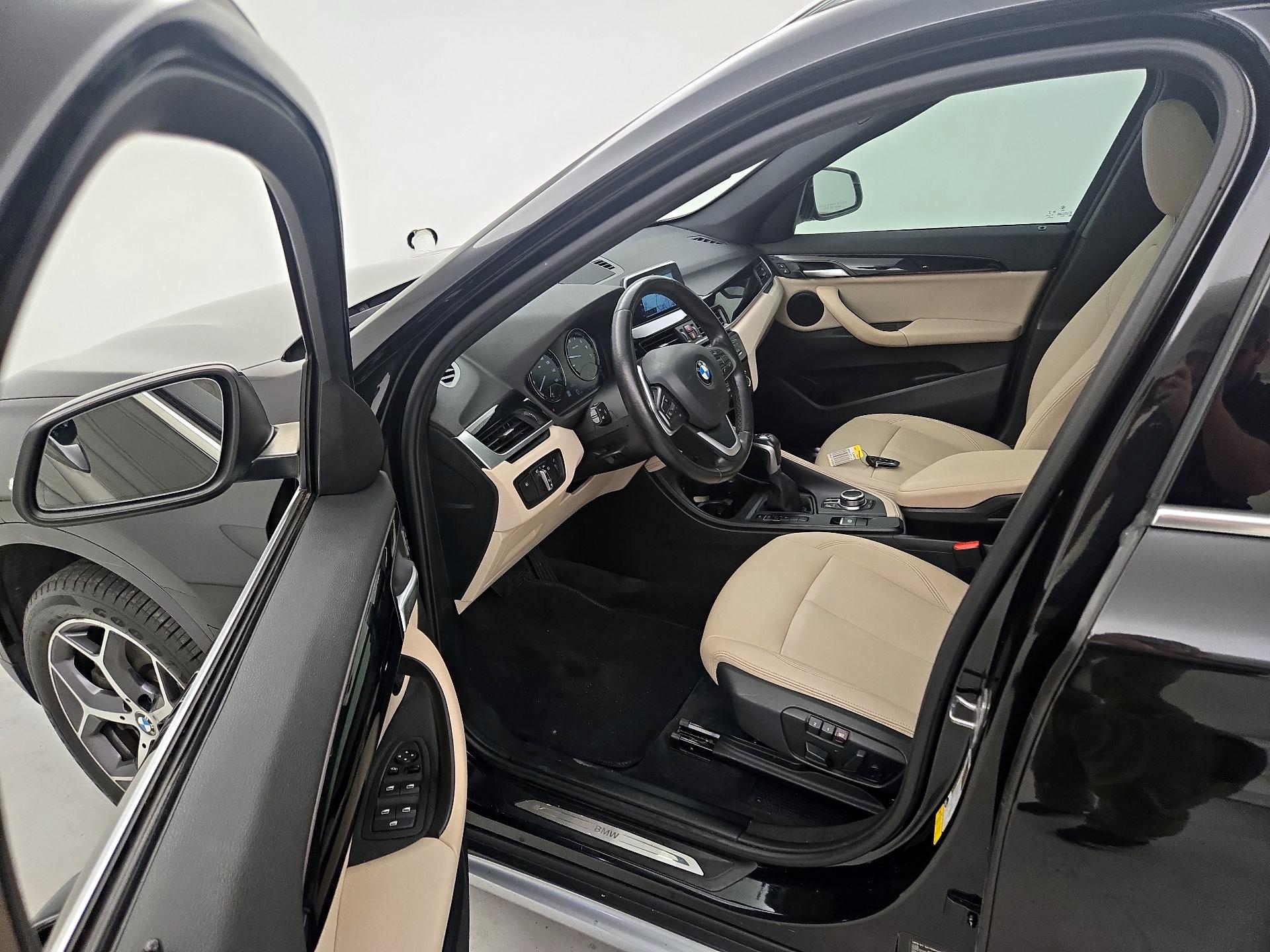 Thumbnail: 2019 BMW X1 - 11