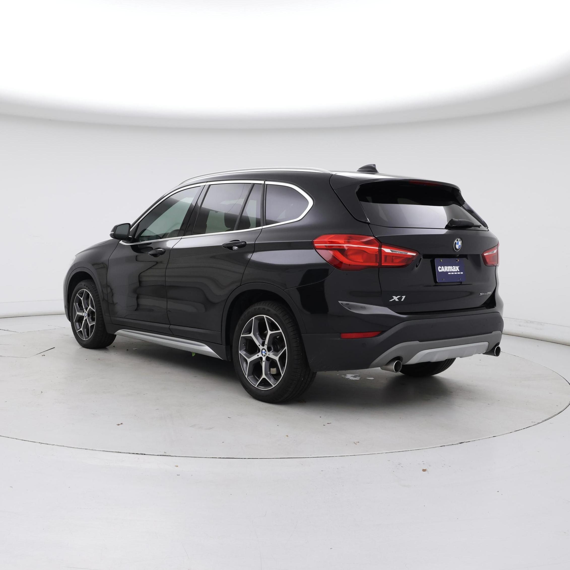 Thumbnail: 2019 BMW X1 - 2