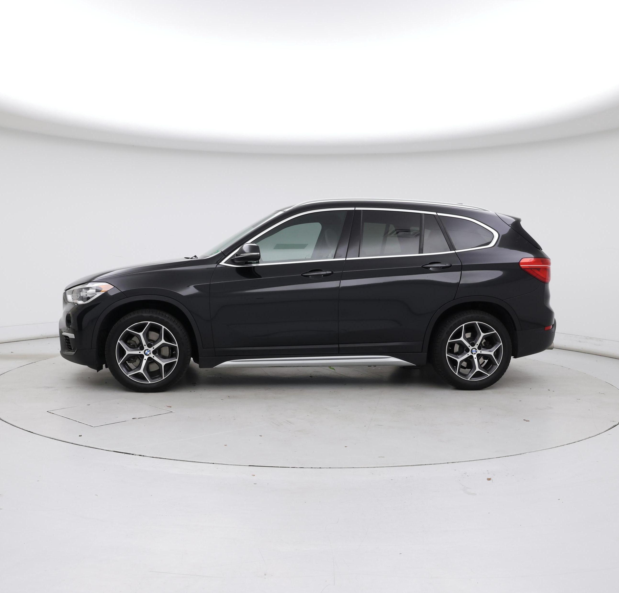 Thumbnail: 2019 BMW X1 - 3
