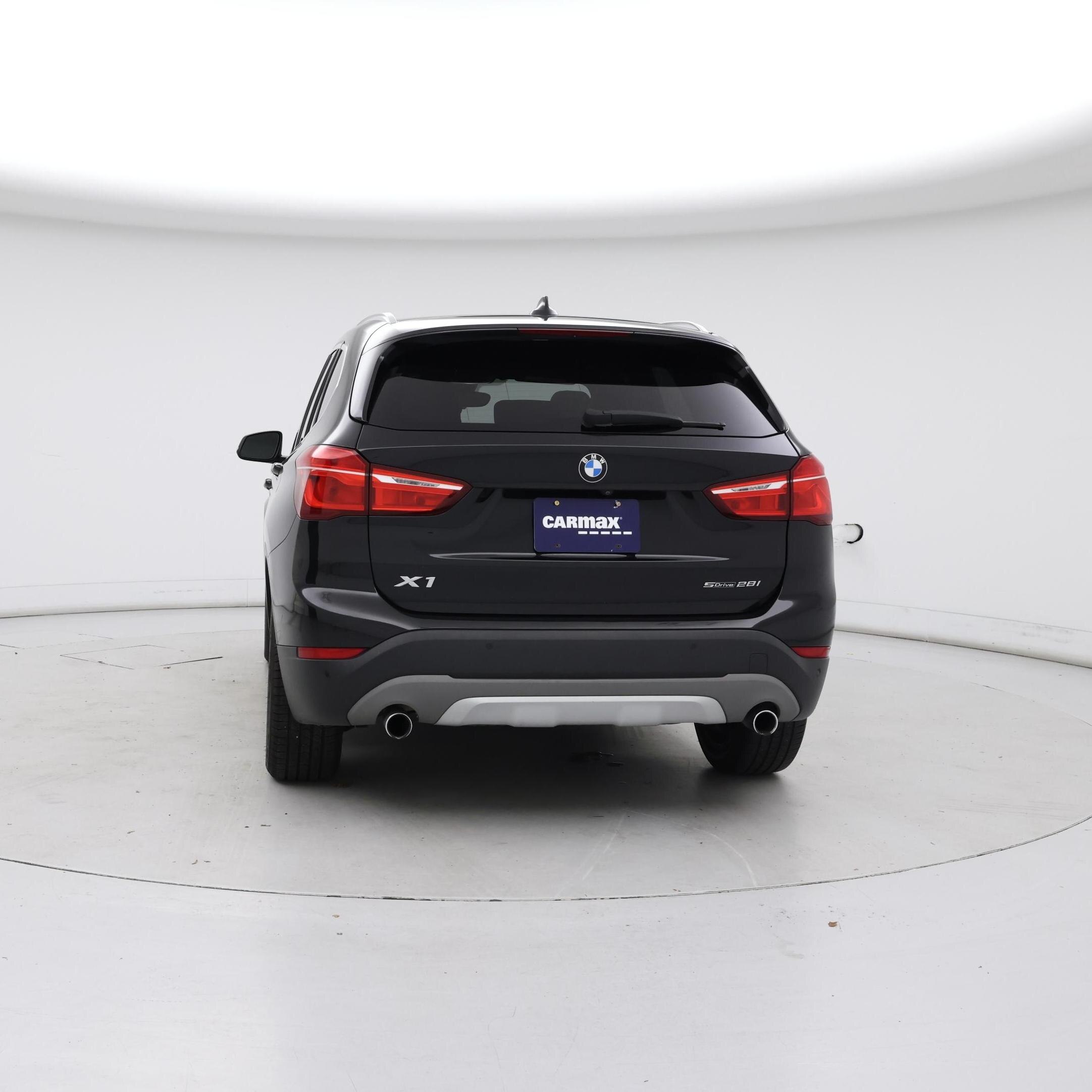 Thumbnail: 2019 BMW X1 - 6