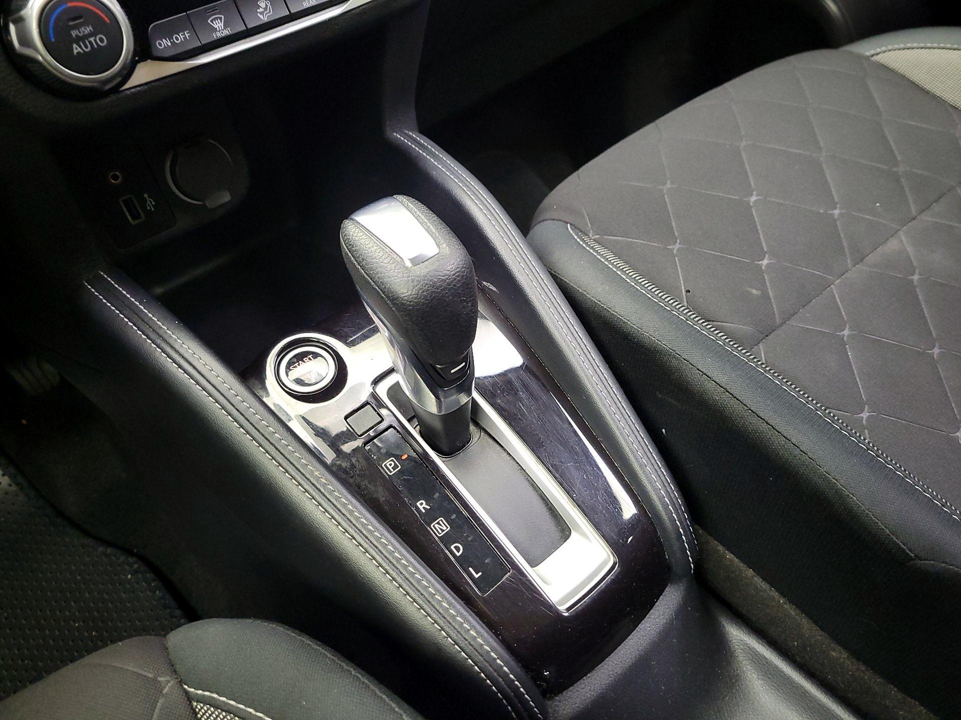 Thumbnail: 2020 Nissan Kicks - 17