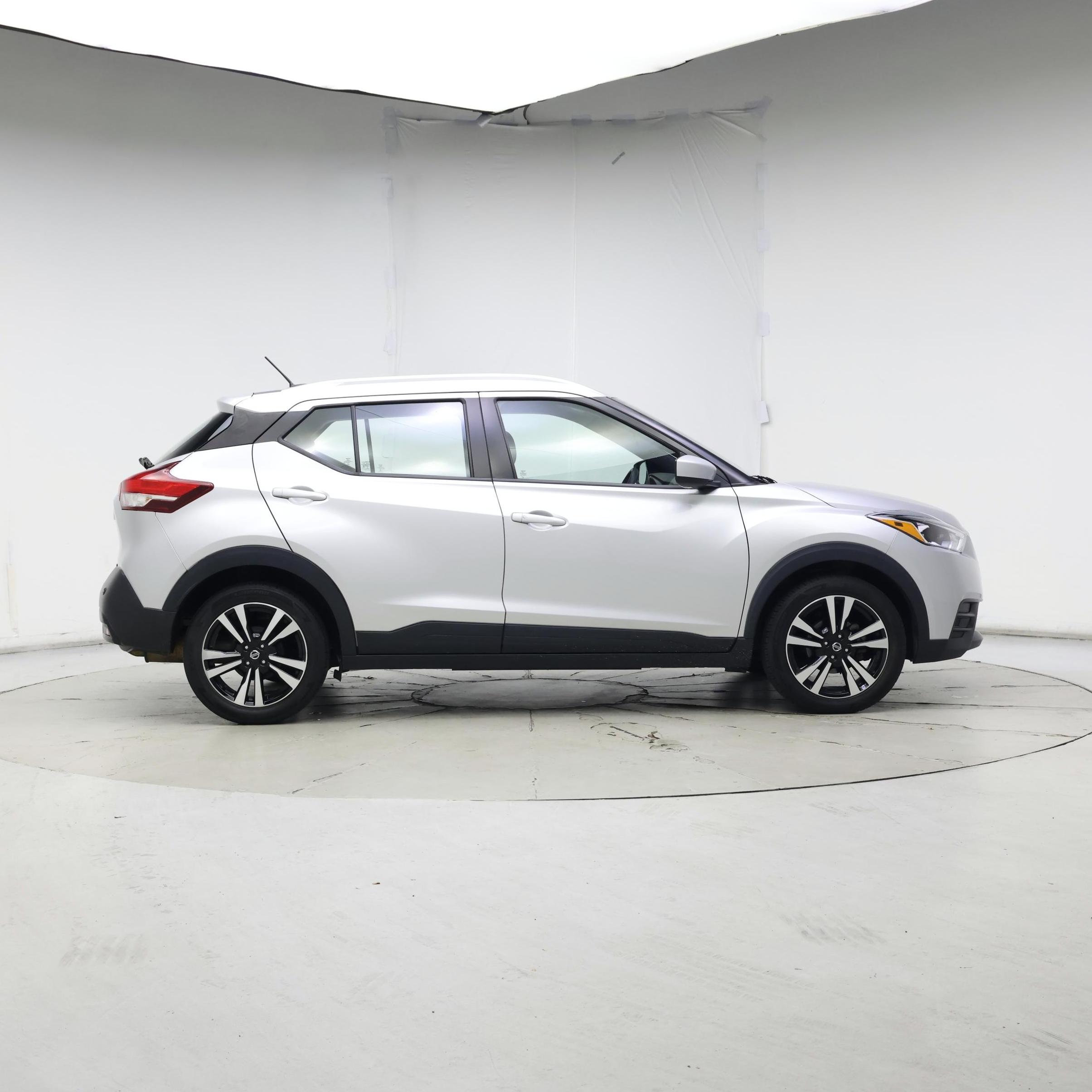 Thumbnail: 2020 Nissan Kicks - 7