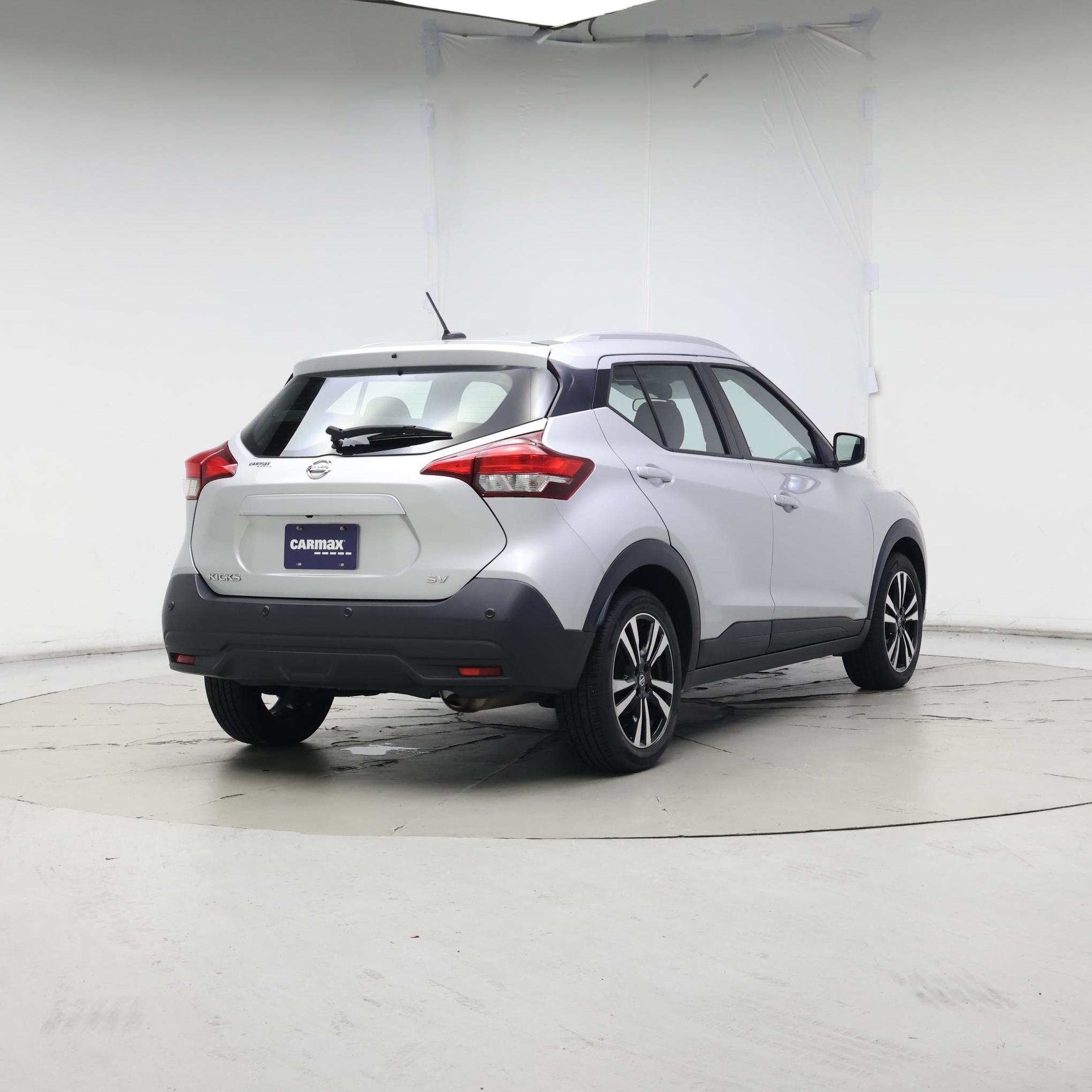 Thumbnail: 2020 Nissan Kicks - 8