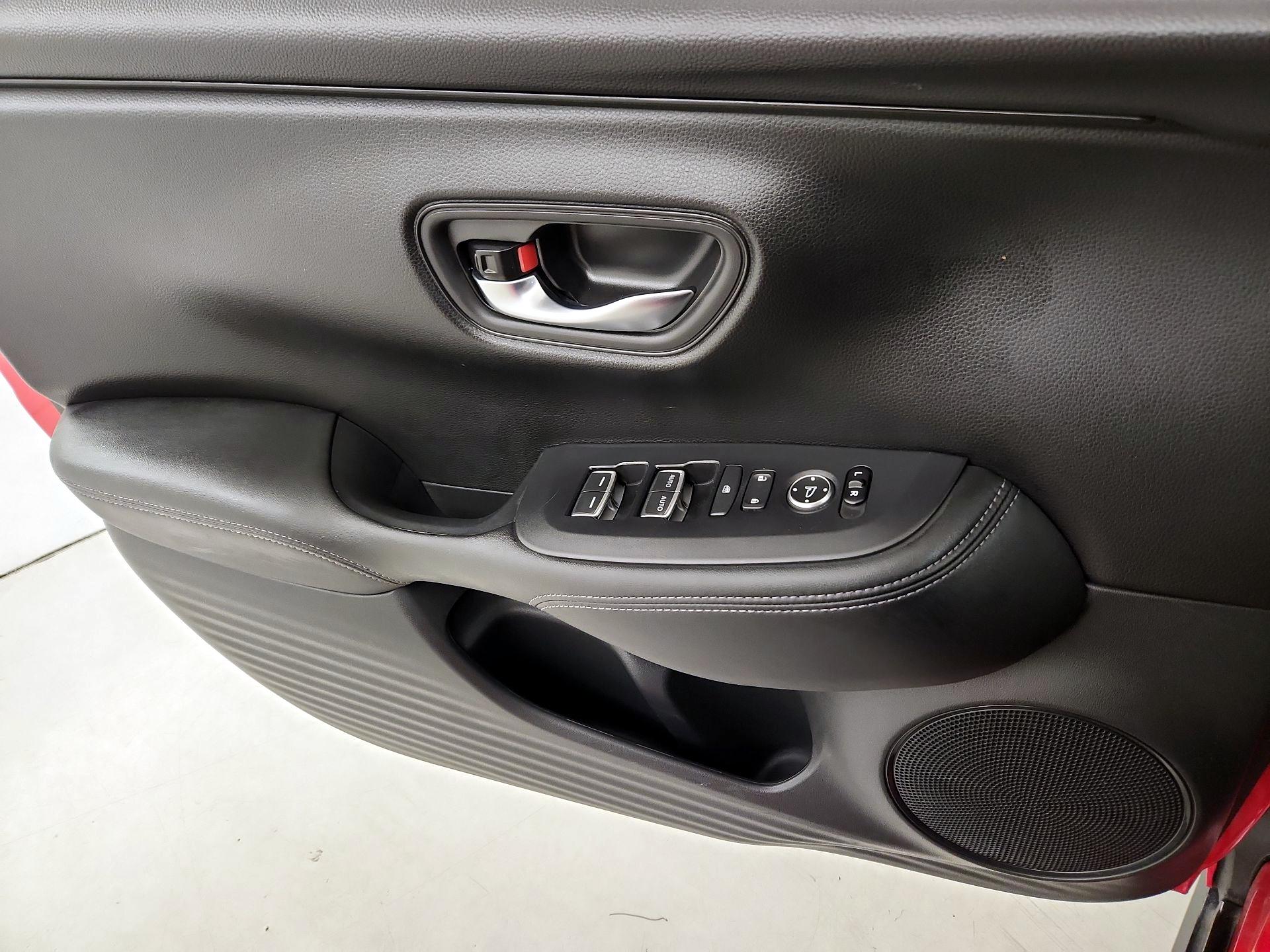 Thumbnail: 2025 Honda HR-V - 12