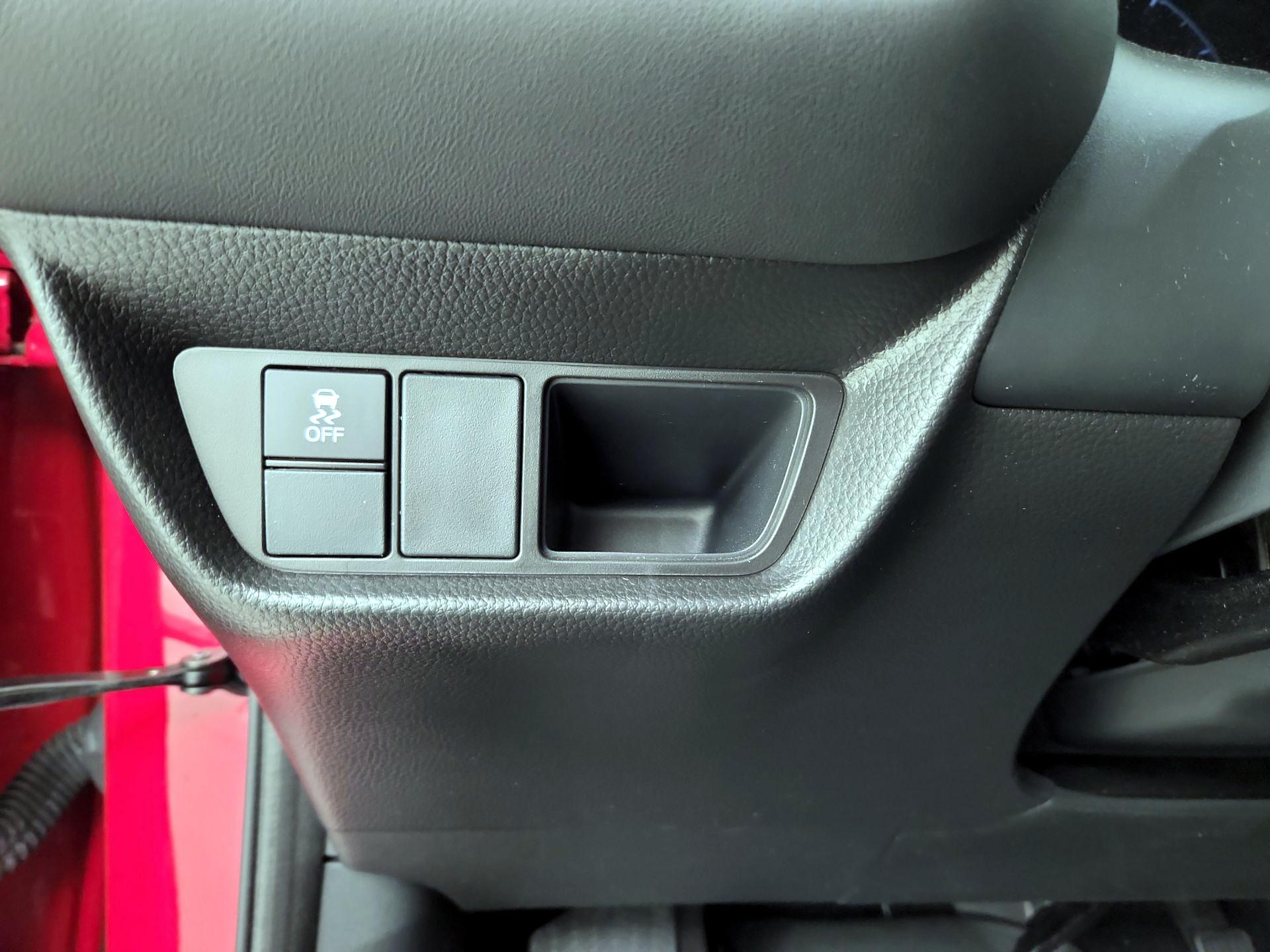 Thumbnail: 2025 Honda HR-V - 13