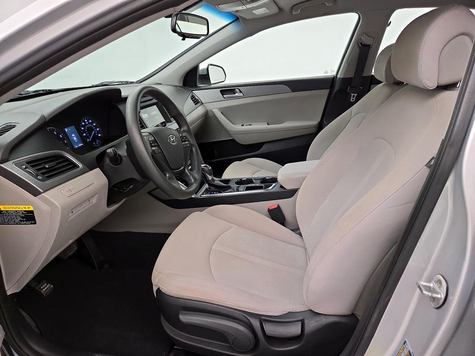 Thumbnail: 2016 Hyundai Sonata - 11