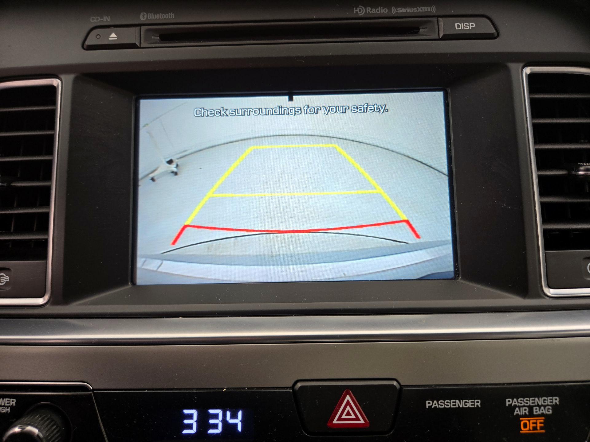 Thumbnail: 2016 Hyundai Sonata - 14