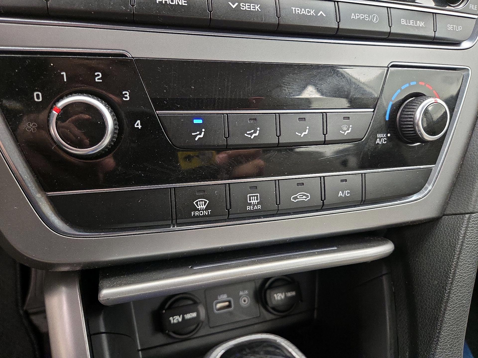 Thumbnail: 2016 Hyundai Sonata - 16