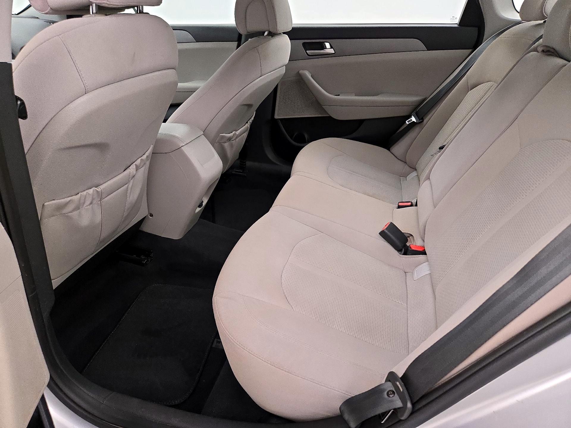 Thumbnail: 2016 Hyundai Sonata - 19