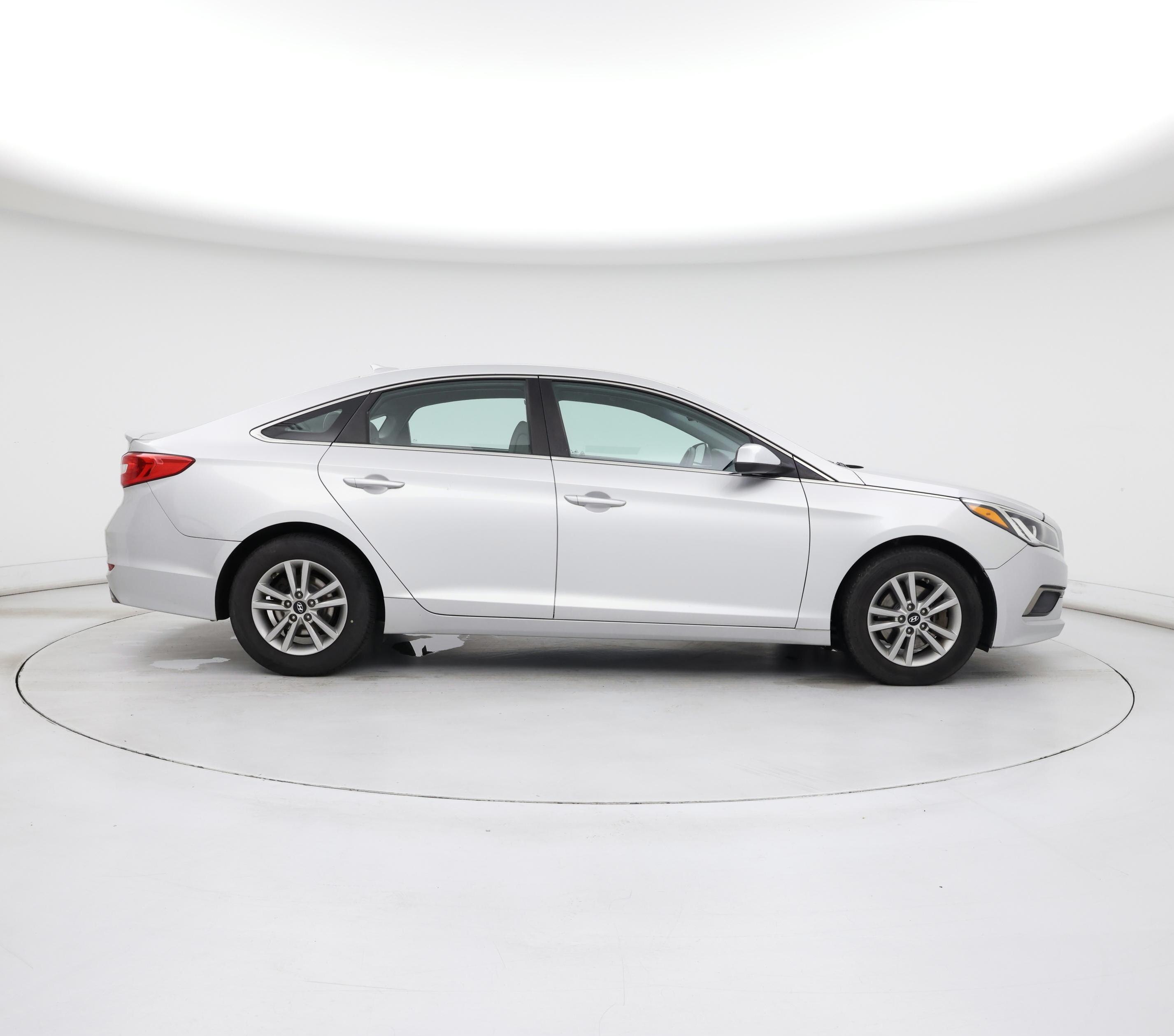 Thumbnail: 2016 Hyundai Sonata - 7