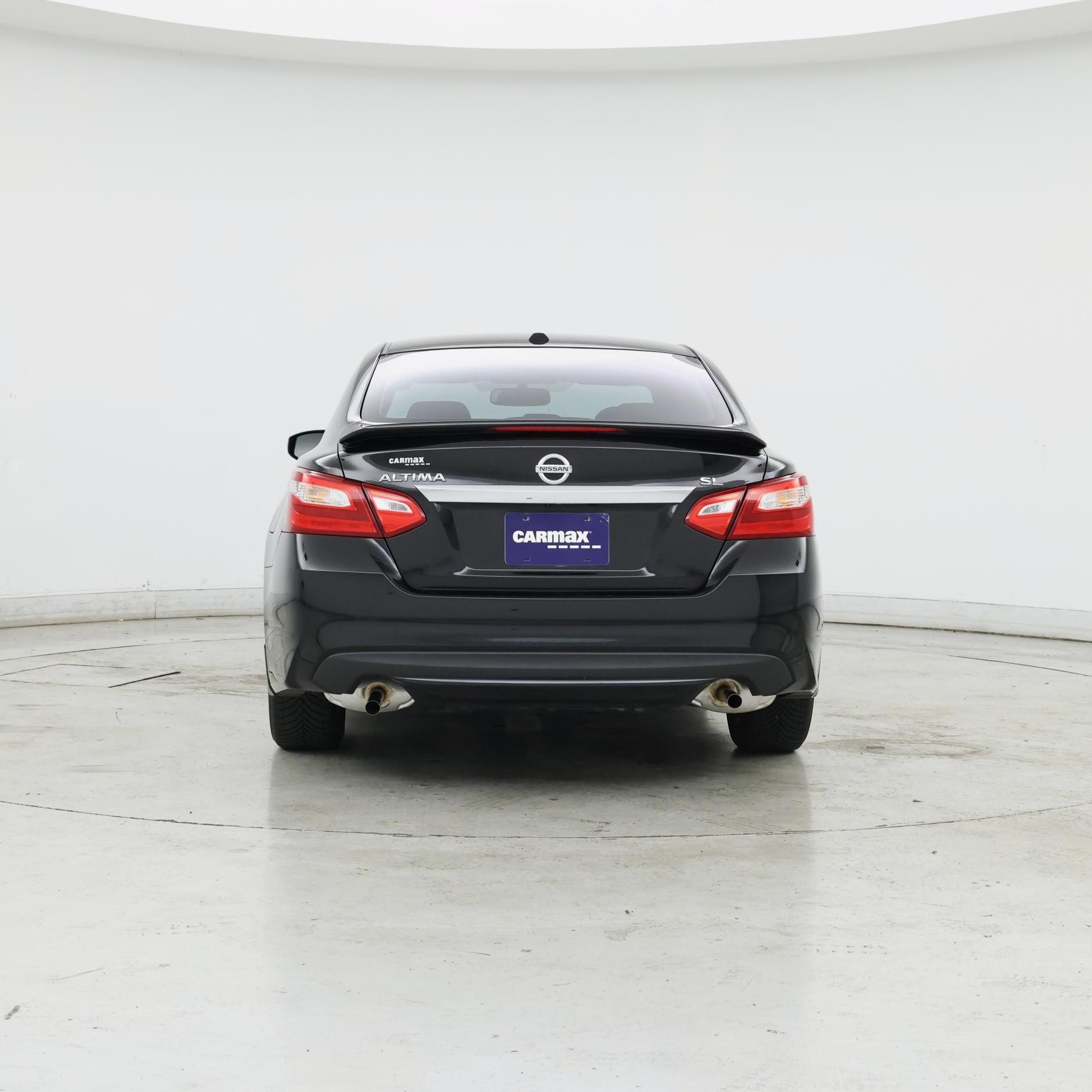 Thumbnail: 2017 Nissan Altima - 6