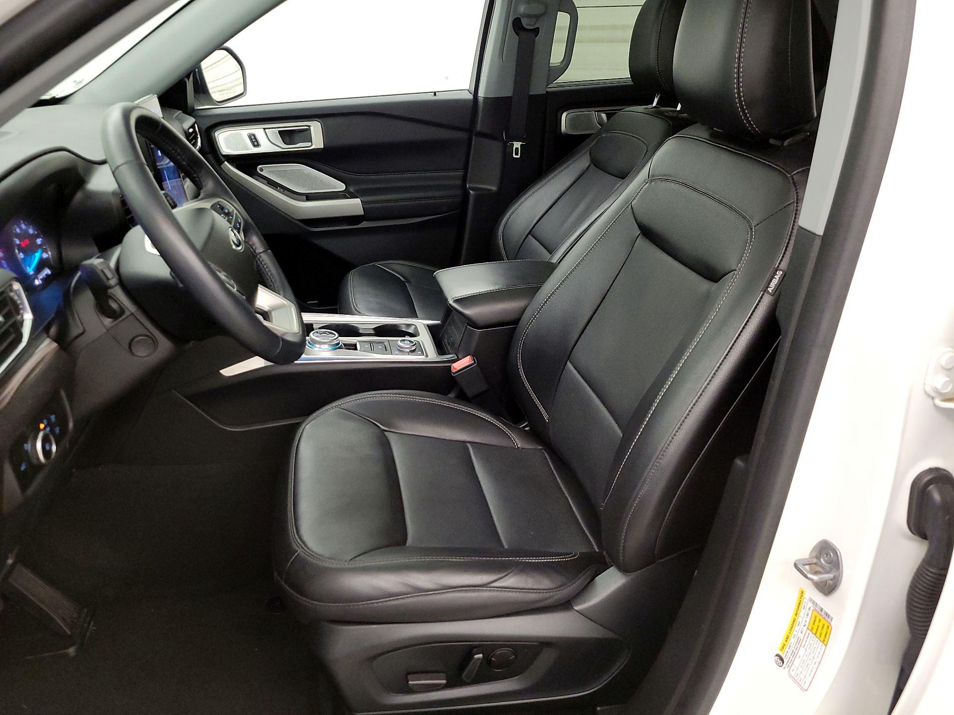 Thumbnail: 2023 Ford Explorer - 11