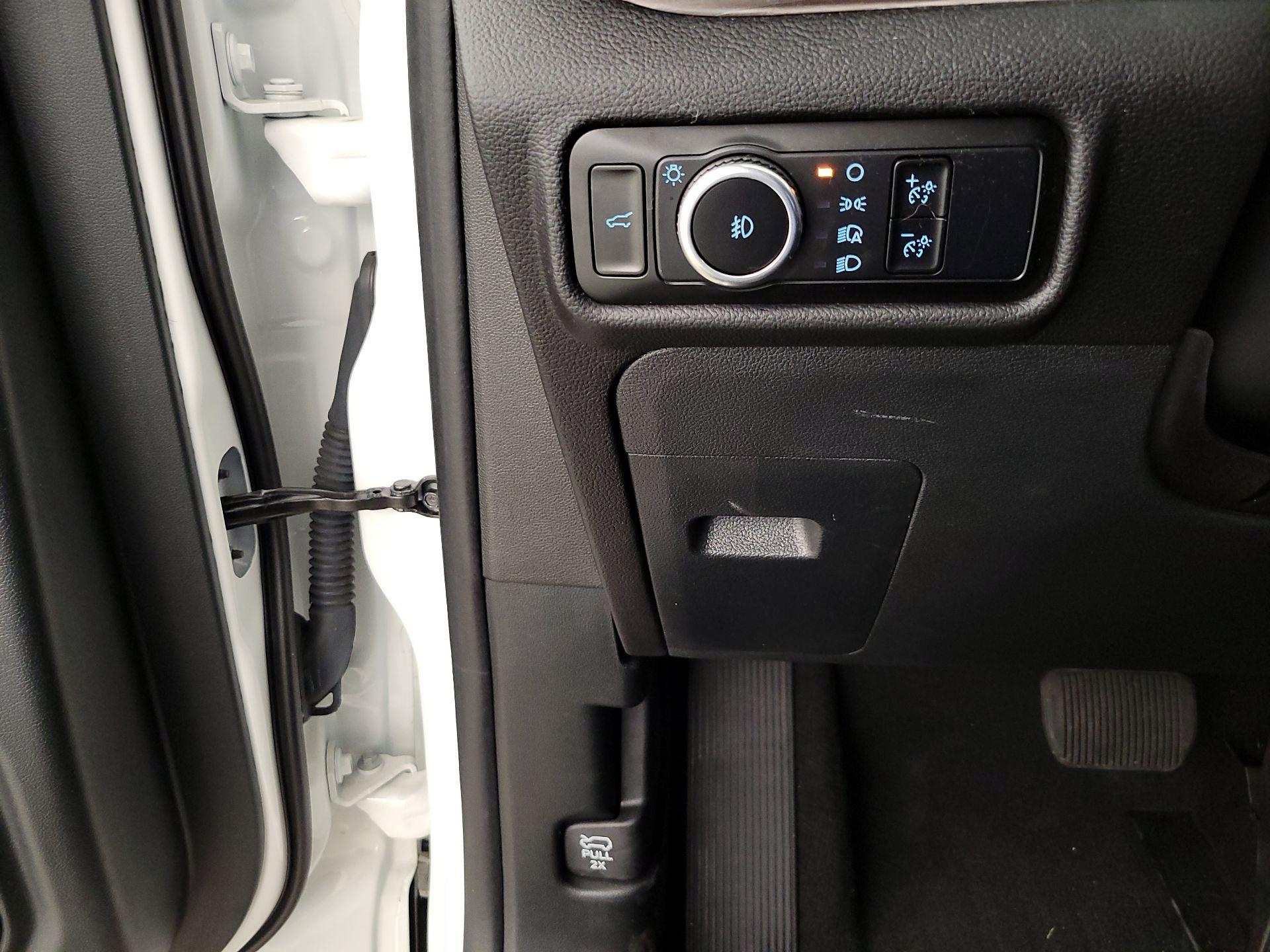 Thumbnail: 2023 Ford Explorer - 13