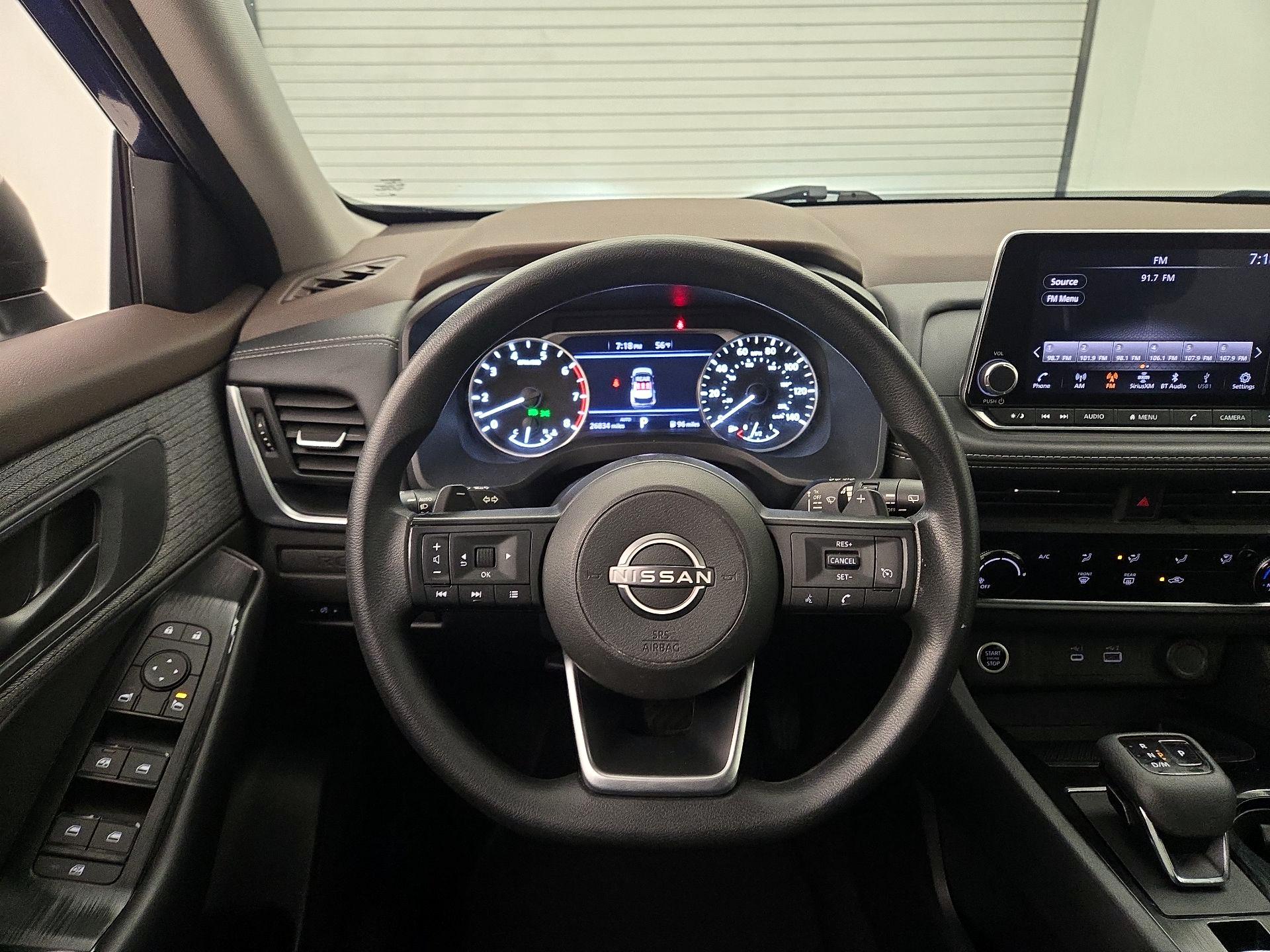 Thumbnail: 2023 Nissan Rogue - 10