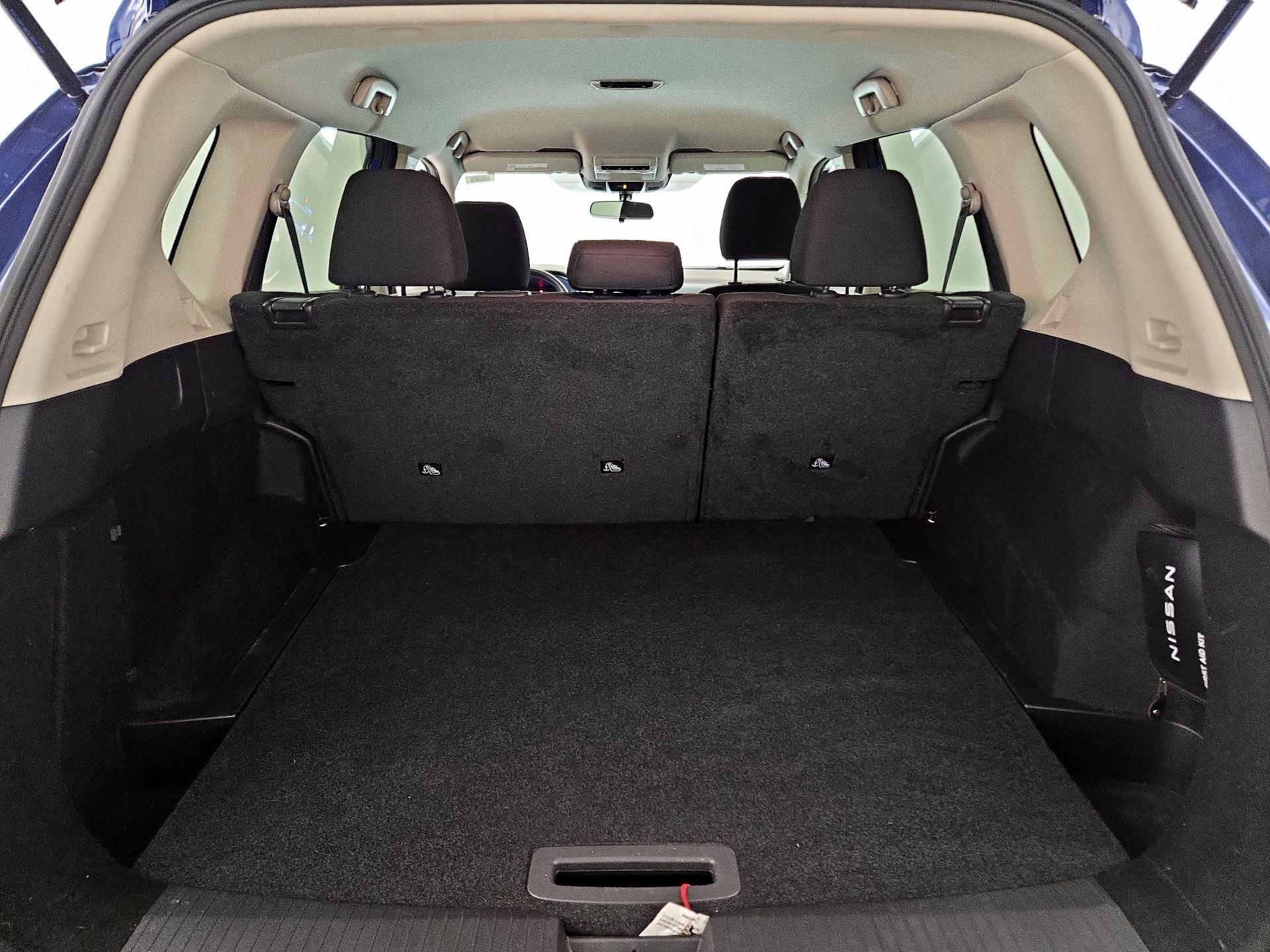 Thumbnail: 2023 Nissan Rogue - 20