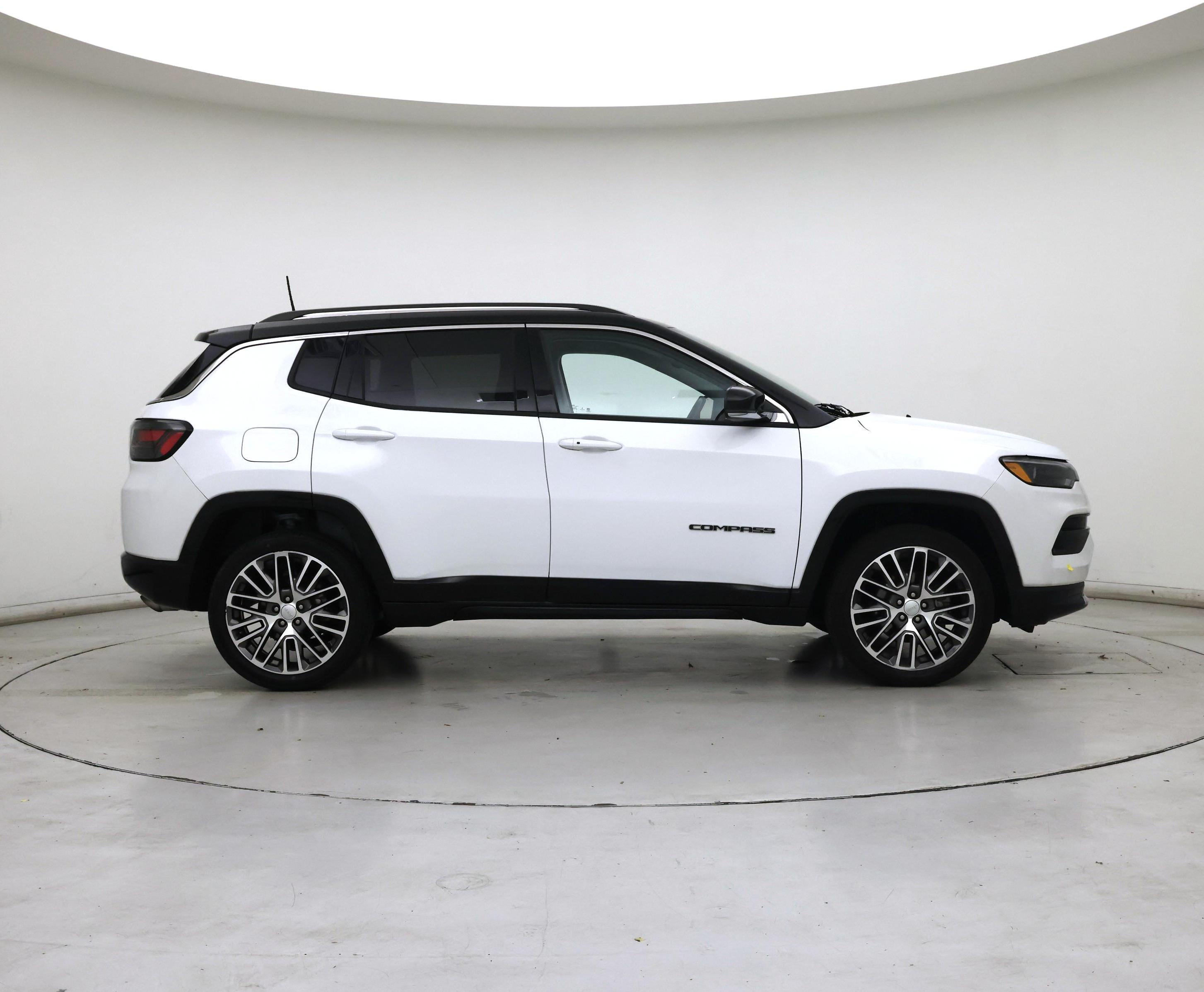 Thumbnail: 2022 Jeep Compass - 7