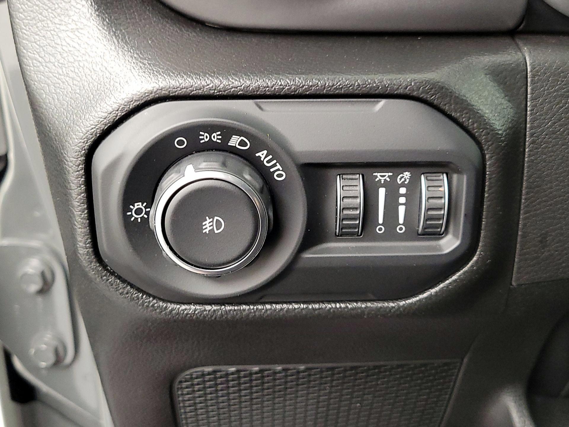 Thumbnail: 2022 Jeep Wrangler - 13