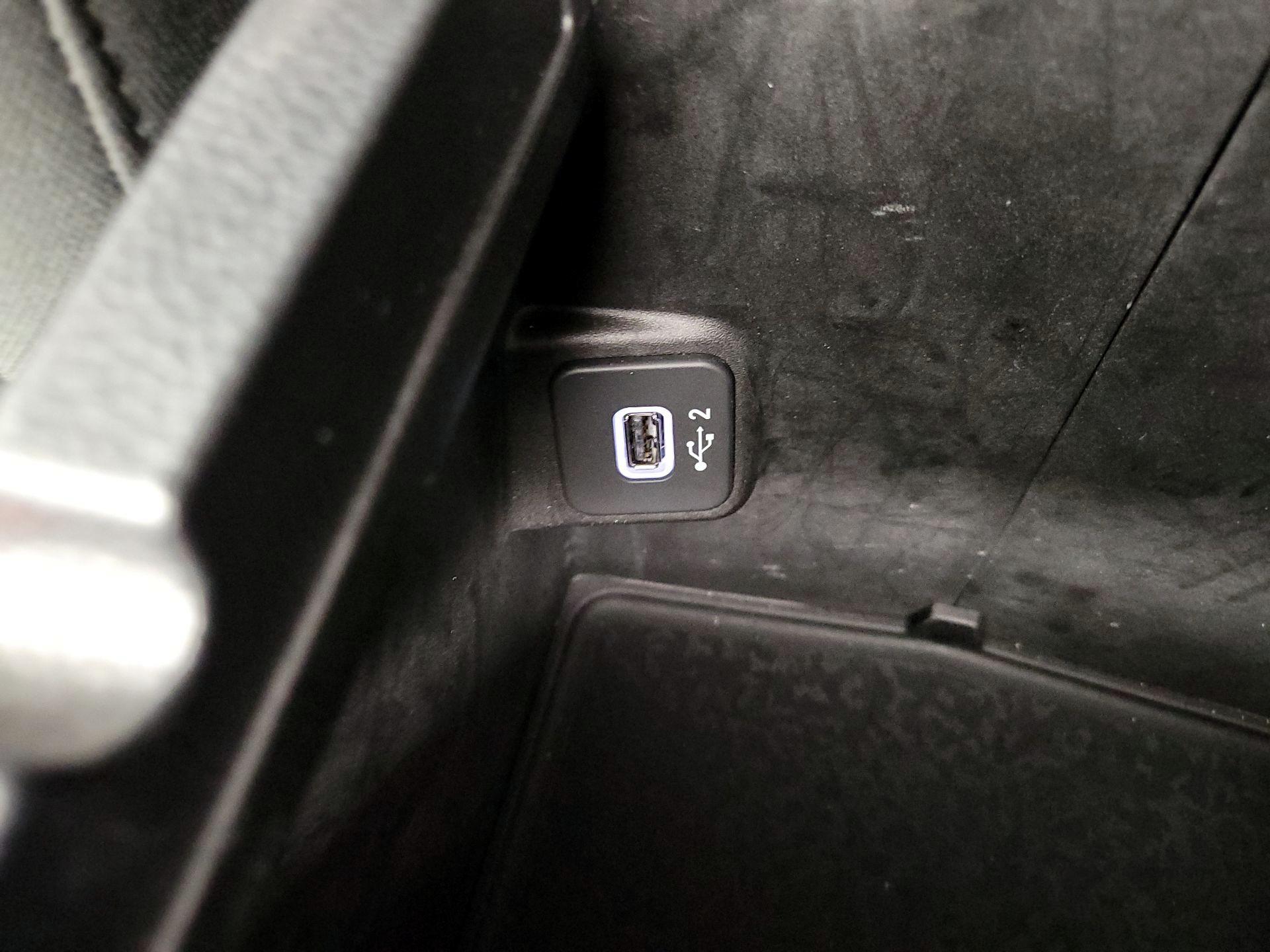 Thumbnail: 2022 Jeep Wrangler - 18