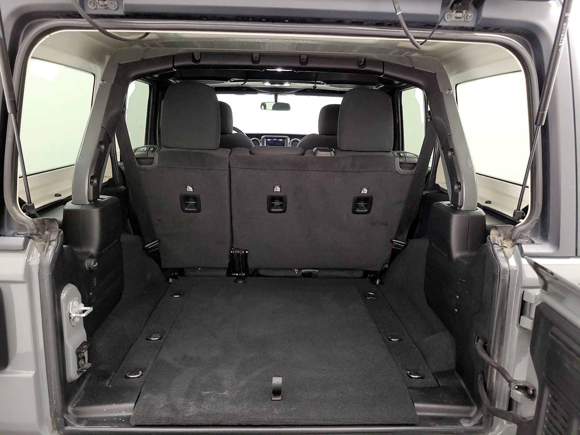 Thumbnail: 2022 Jeep Wrangler - 20