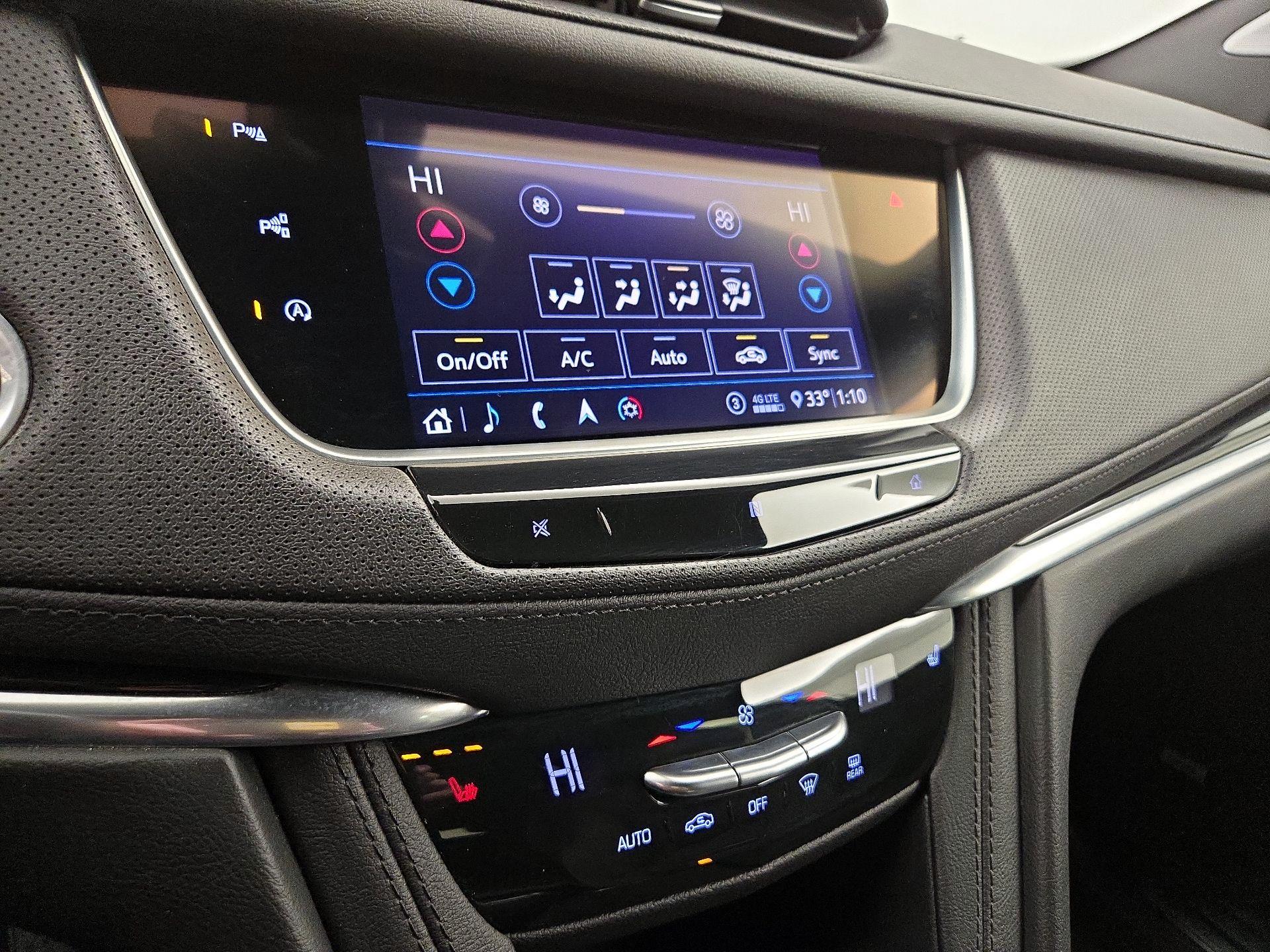 Thumbnail: 2020 Cadillac XT5 - 17